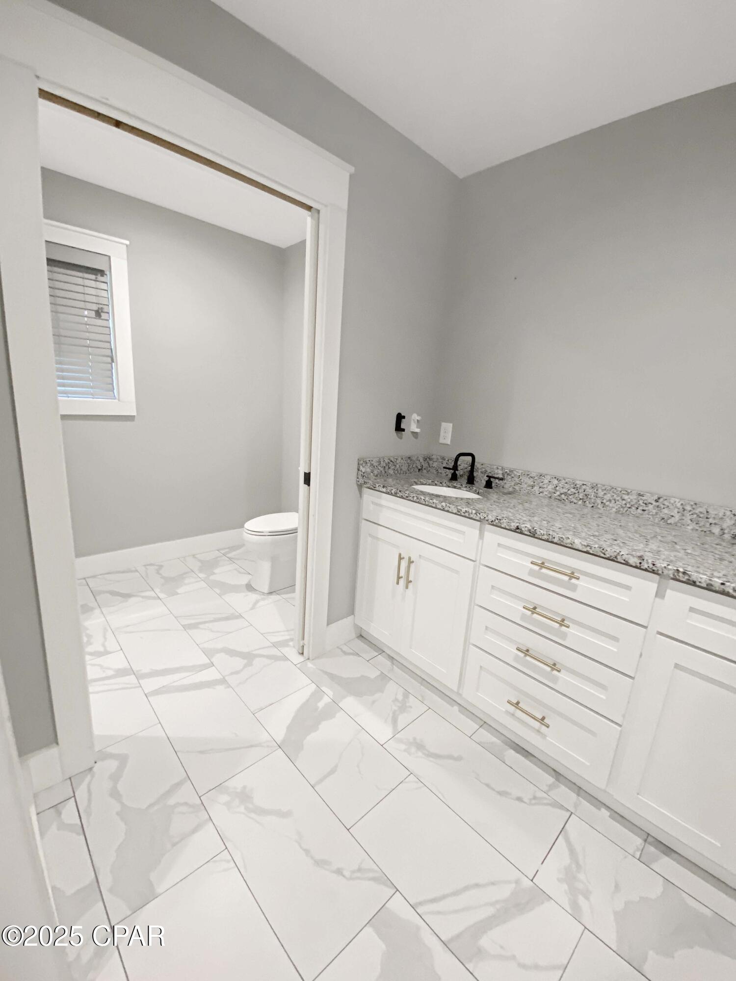 Image 19 For 3035 Jenks Avenue