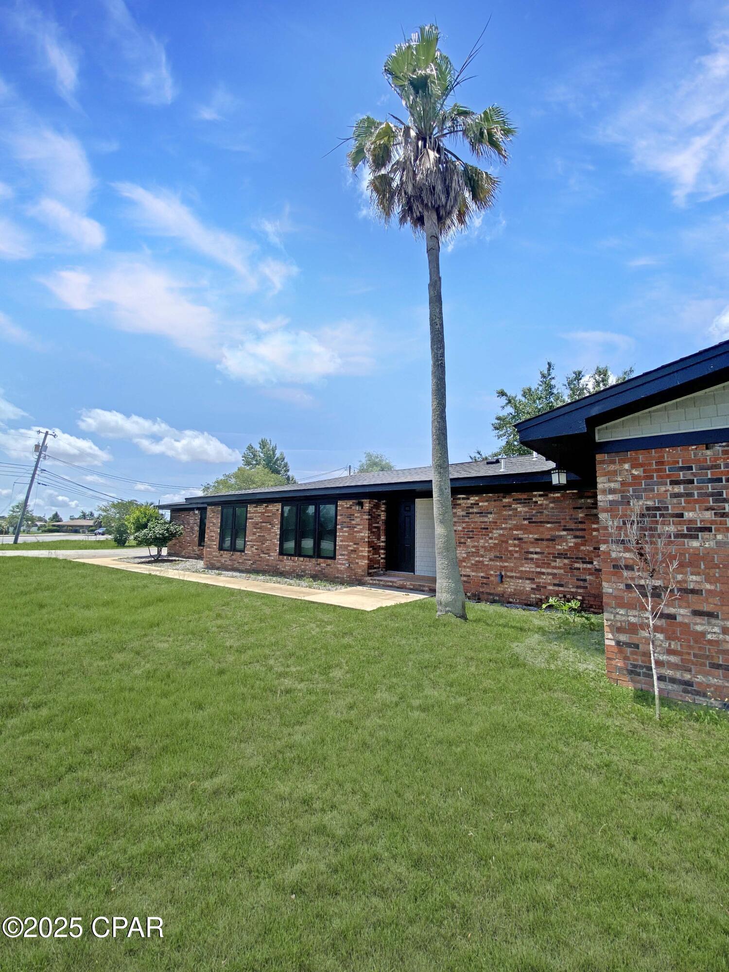 Image 38 For 3035 Jenks Avenue