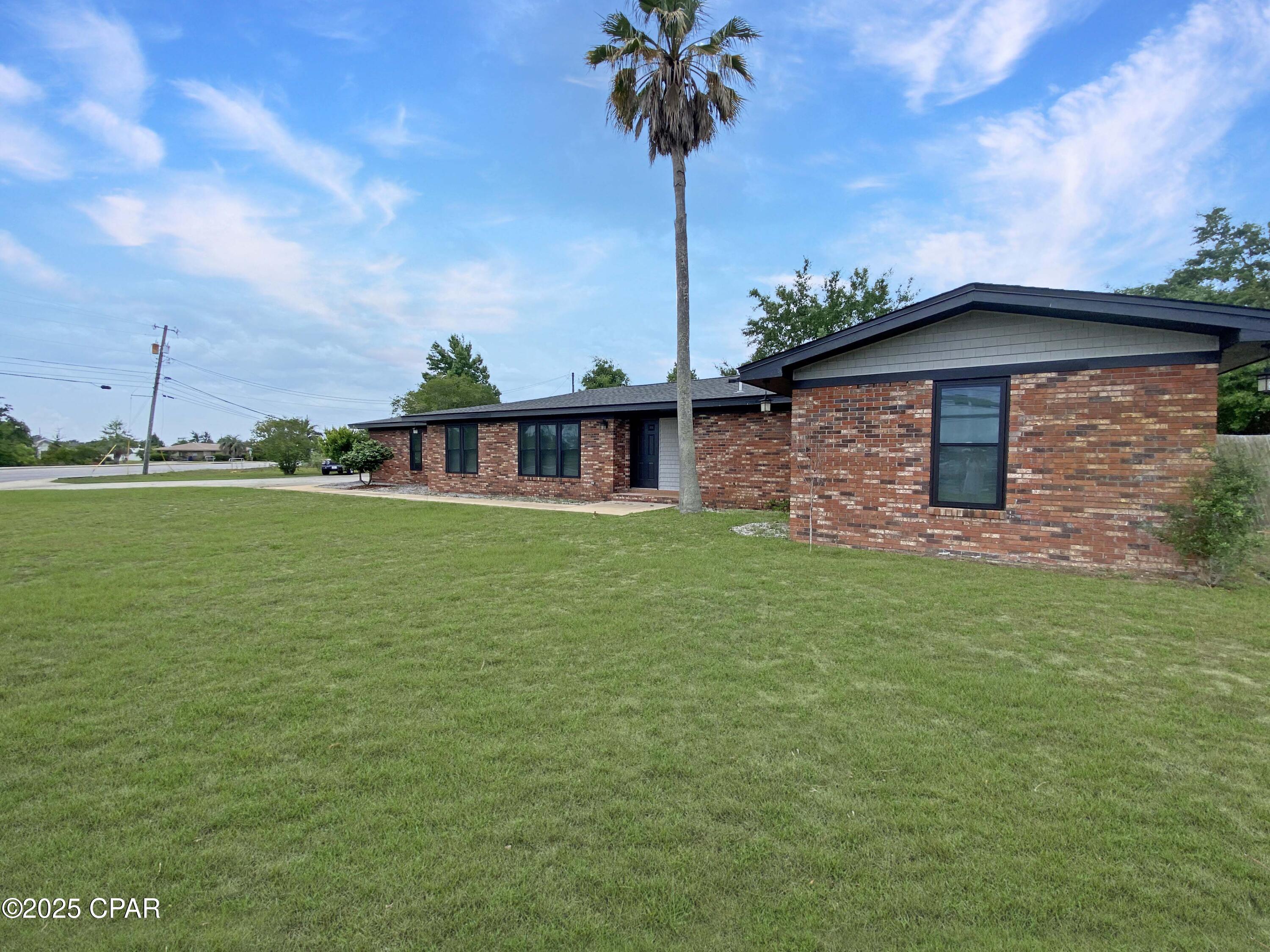 Image 4 For 3035 Jenks Avenue