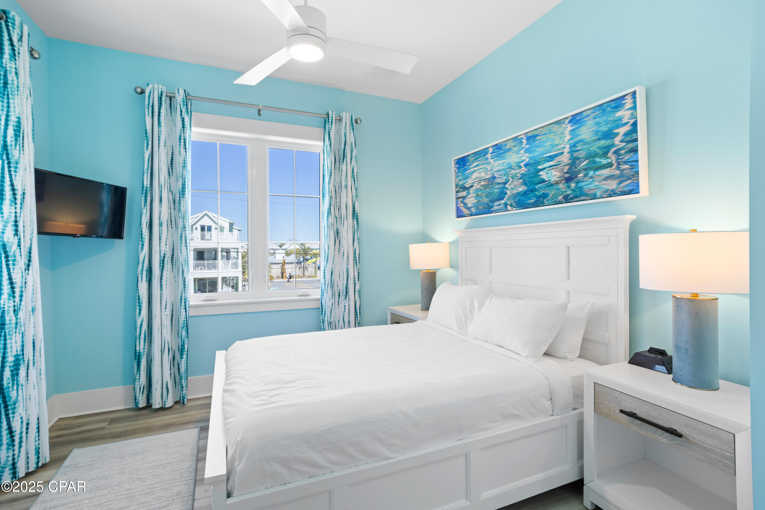 Image 12 For 13649 Front Beach Road