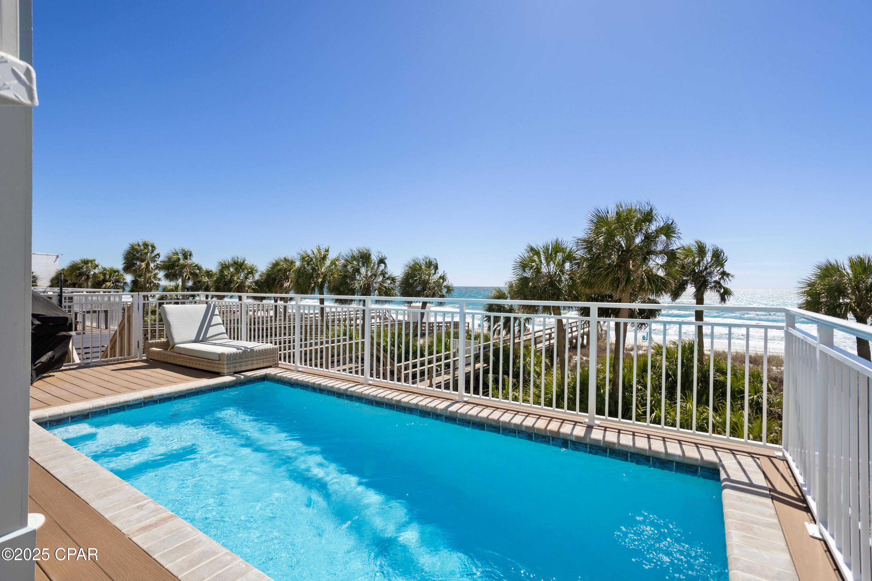 Listing photo id 26 for 13649 Front Beach Road