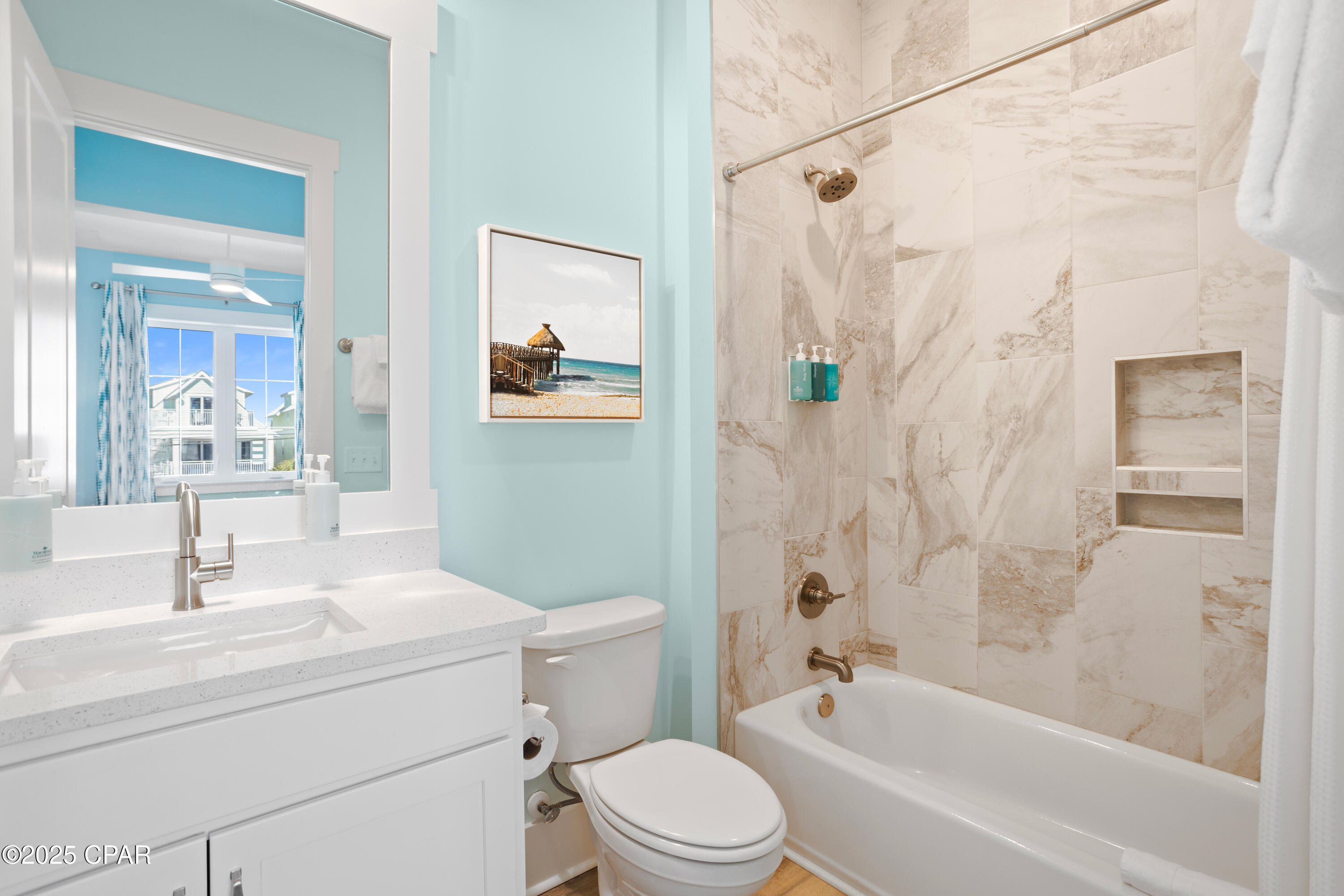 Image 31 For 13649 Front Beach Road