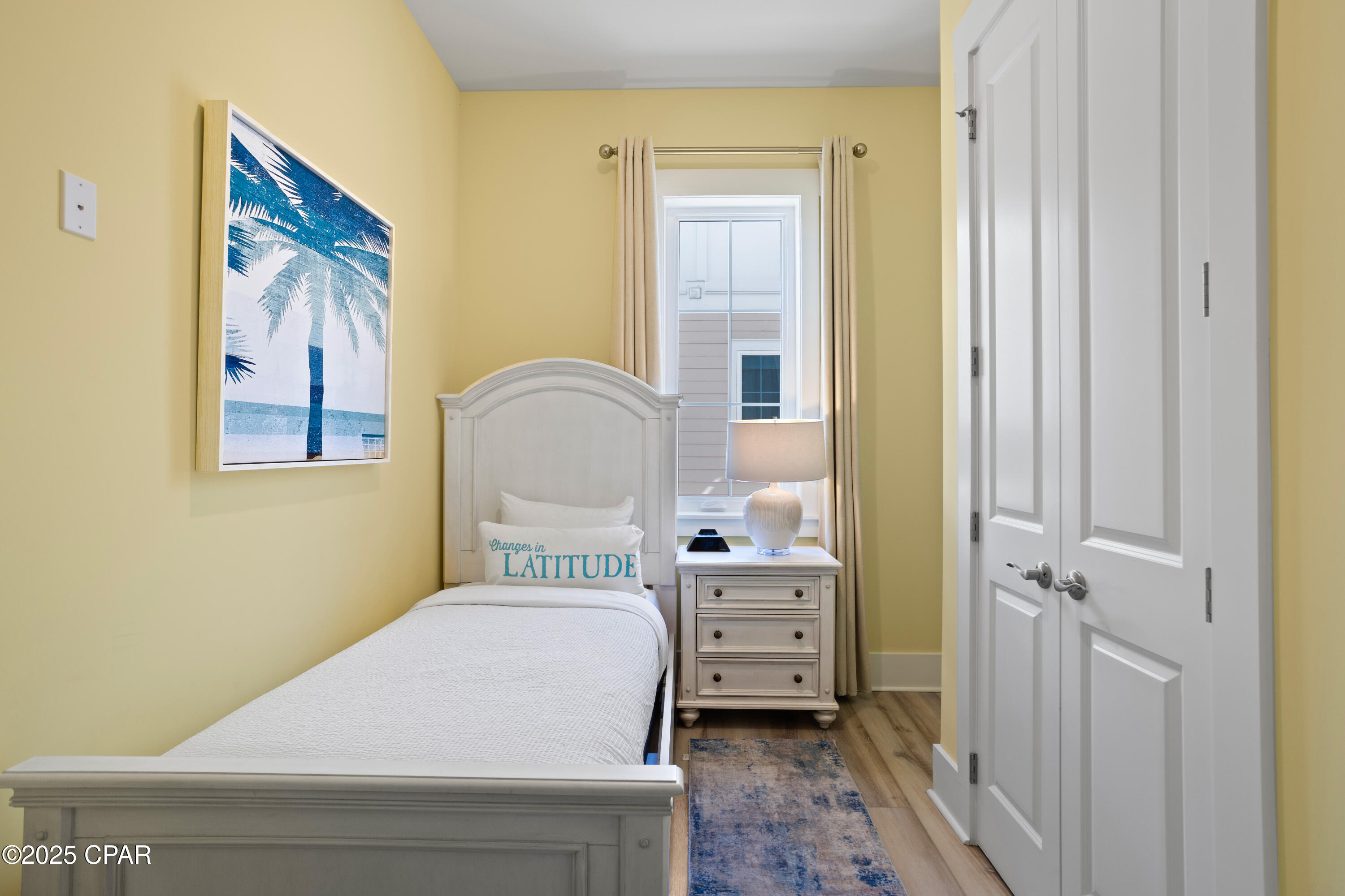 Listing photo id 35 for 13649 Front Beach Road