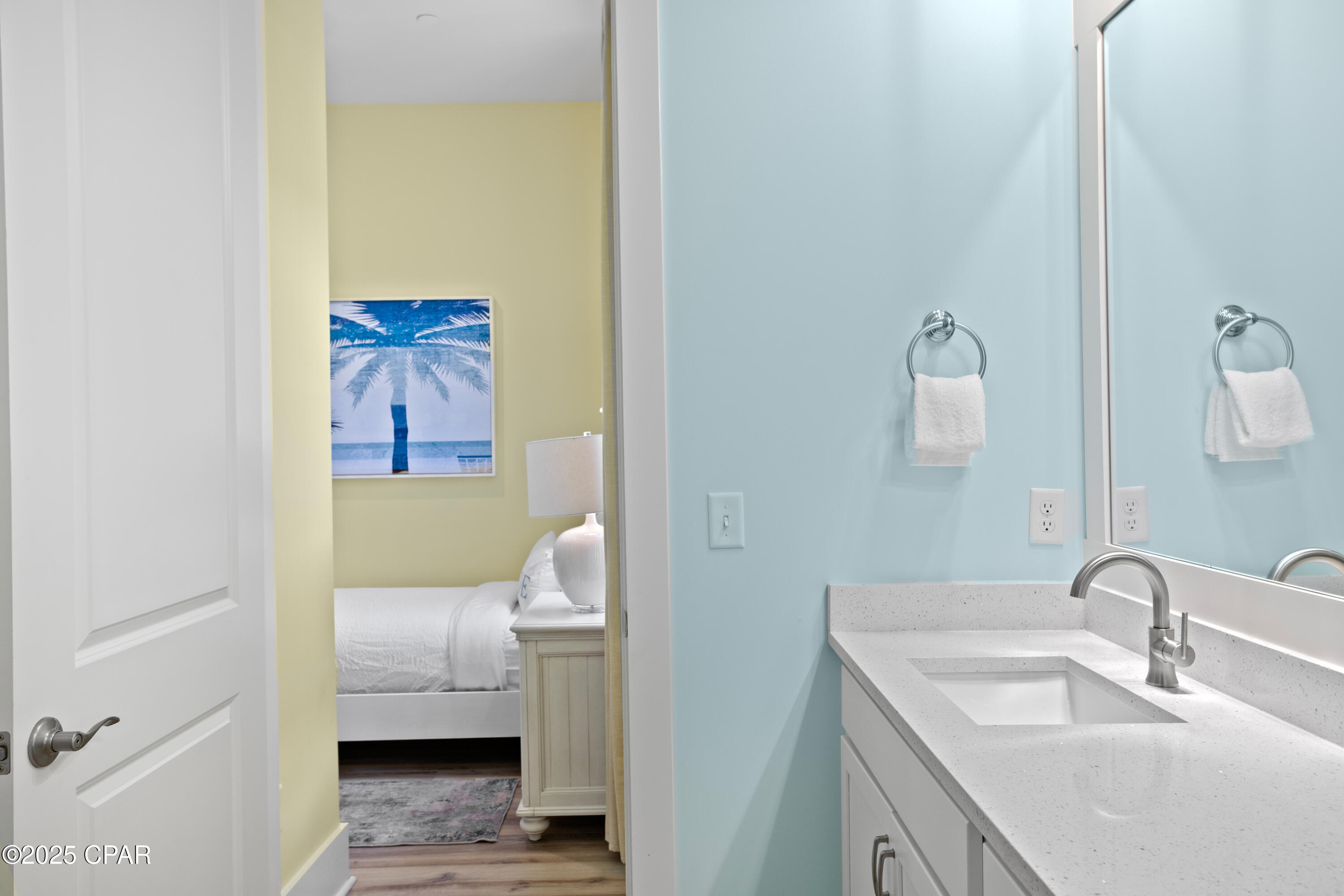 Image 36 For 13649 Front Beach Road