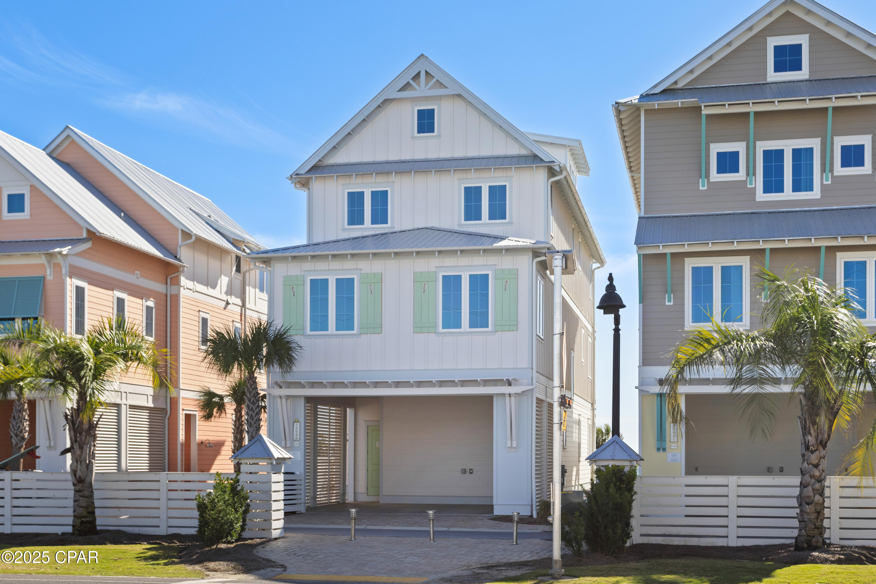 Image 4 For 13649 Front Beach Road