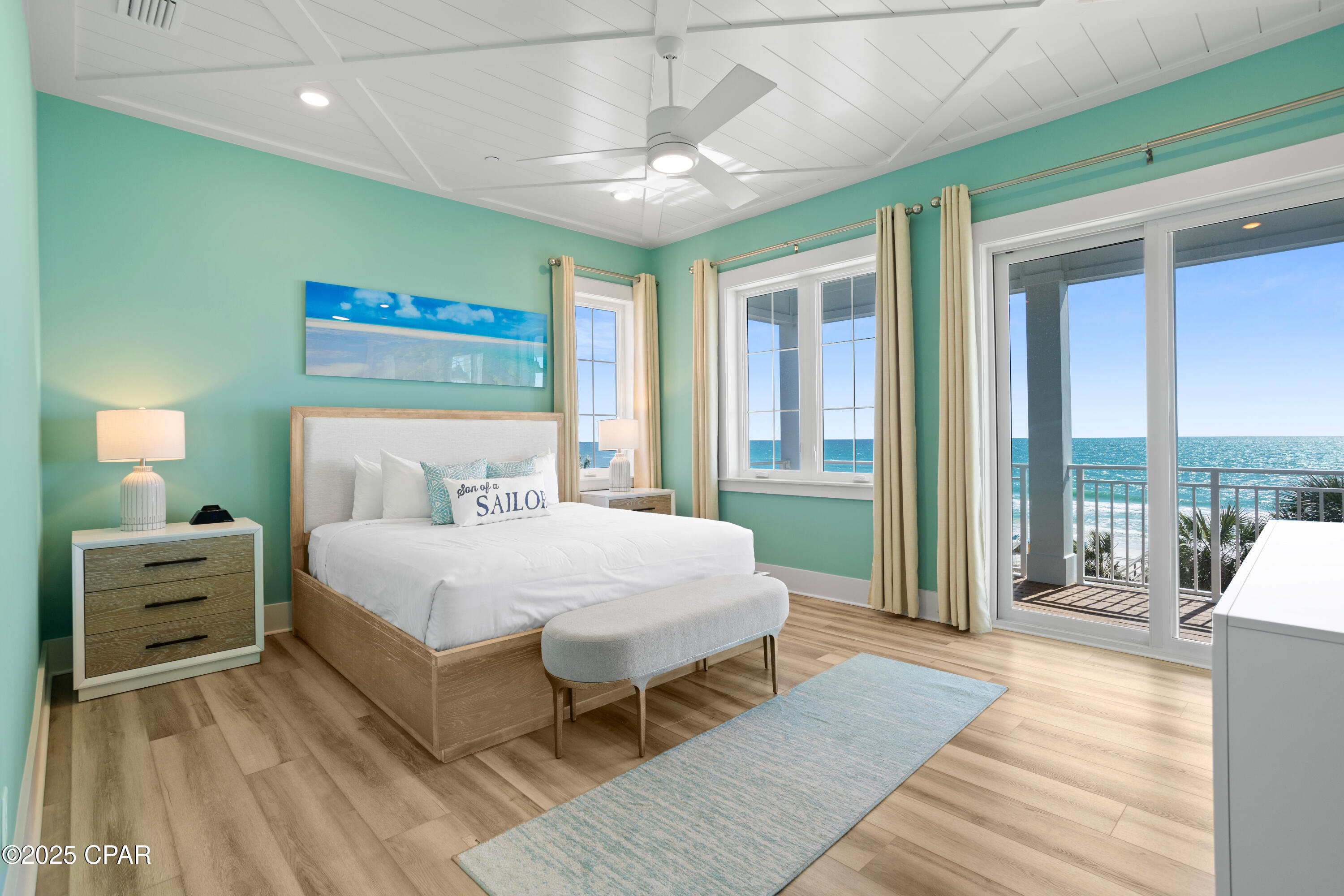 Listing photo id 41 for 13649 Front Beach Road