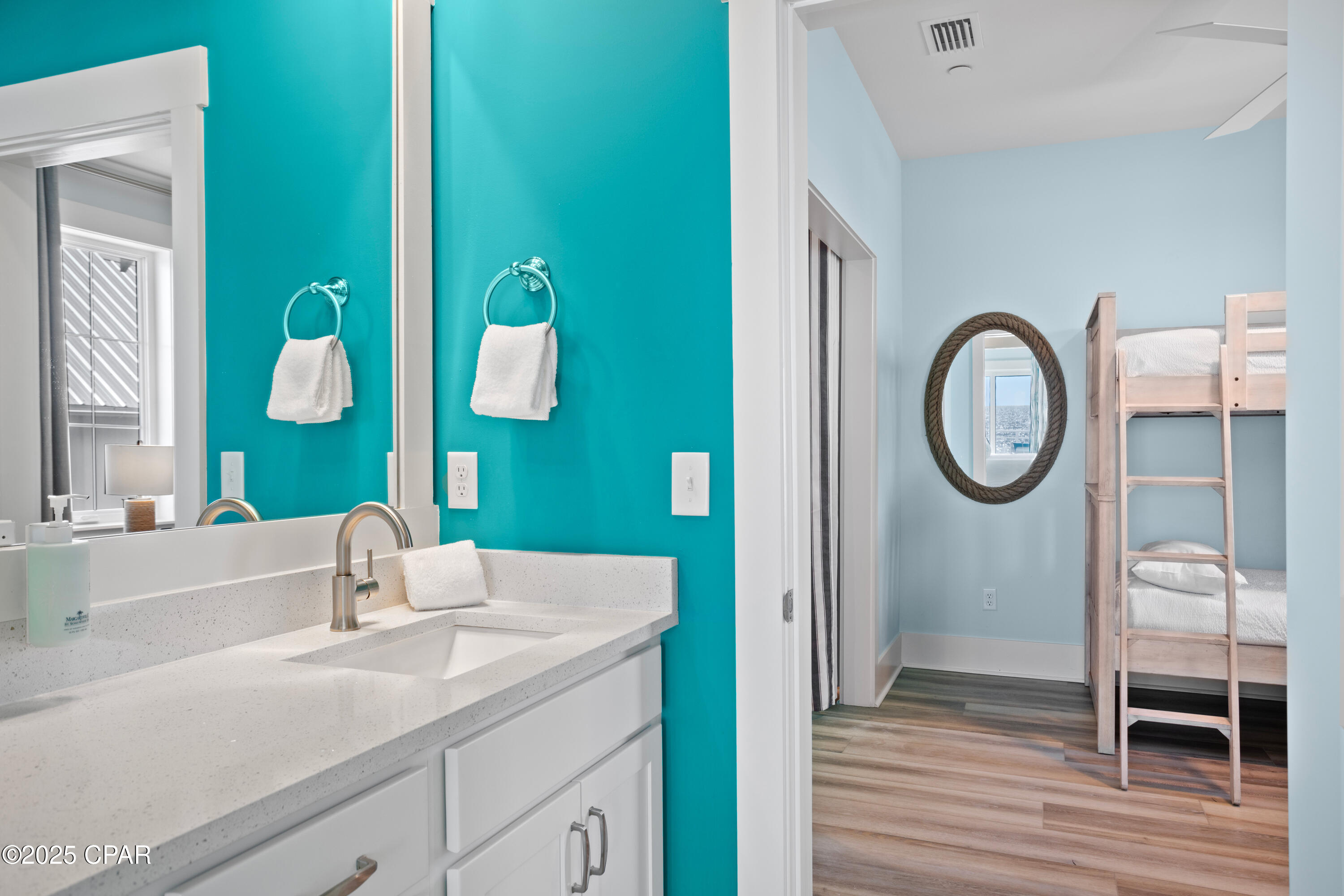 Image 53 For 13649 Front Beach Road