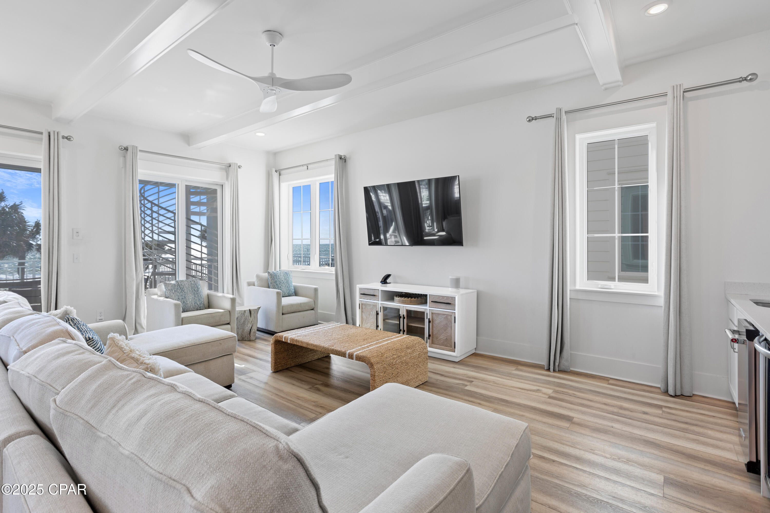 Listing photo id 65 for 13649 Front Beach Road