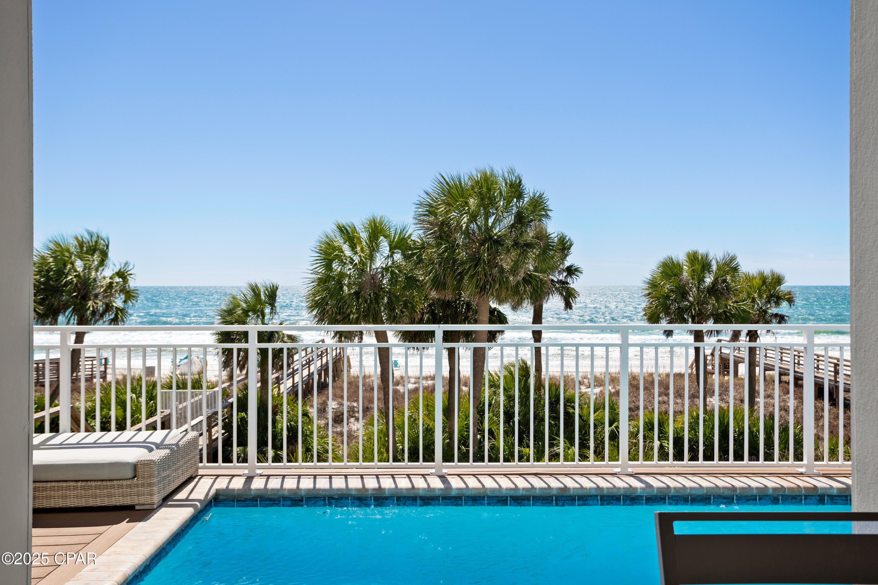 Listing photo id 75 for 13649 Front Beach Road