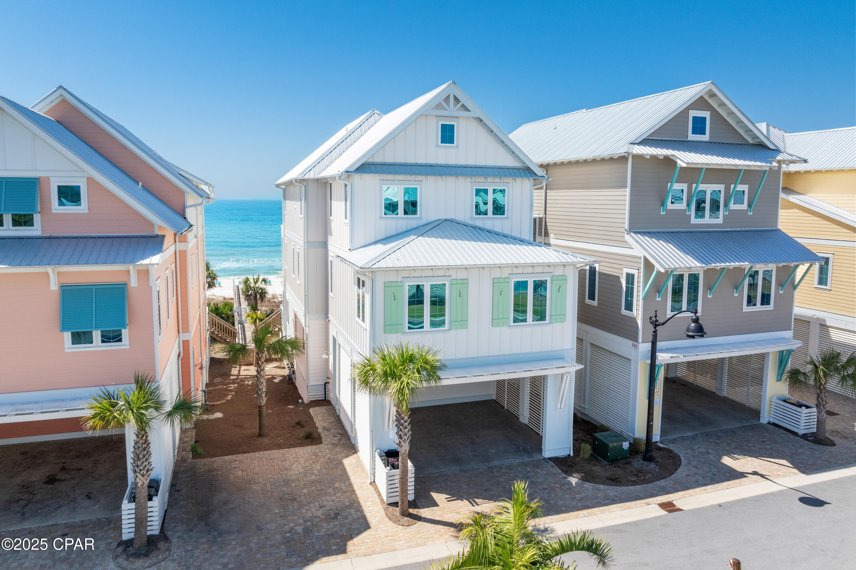 Listing photo id 76 for 13649 Front Beach Road