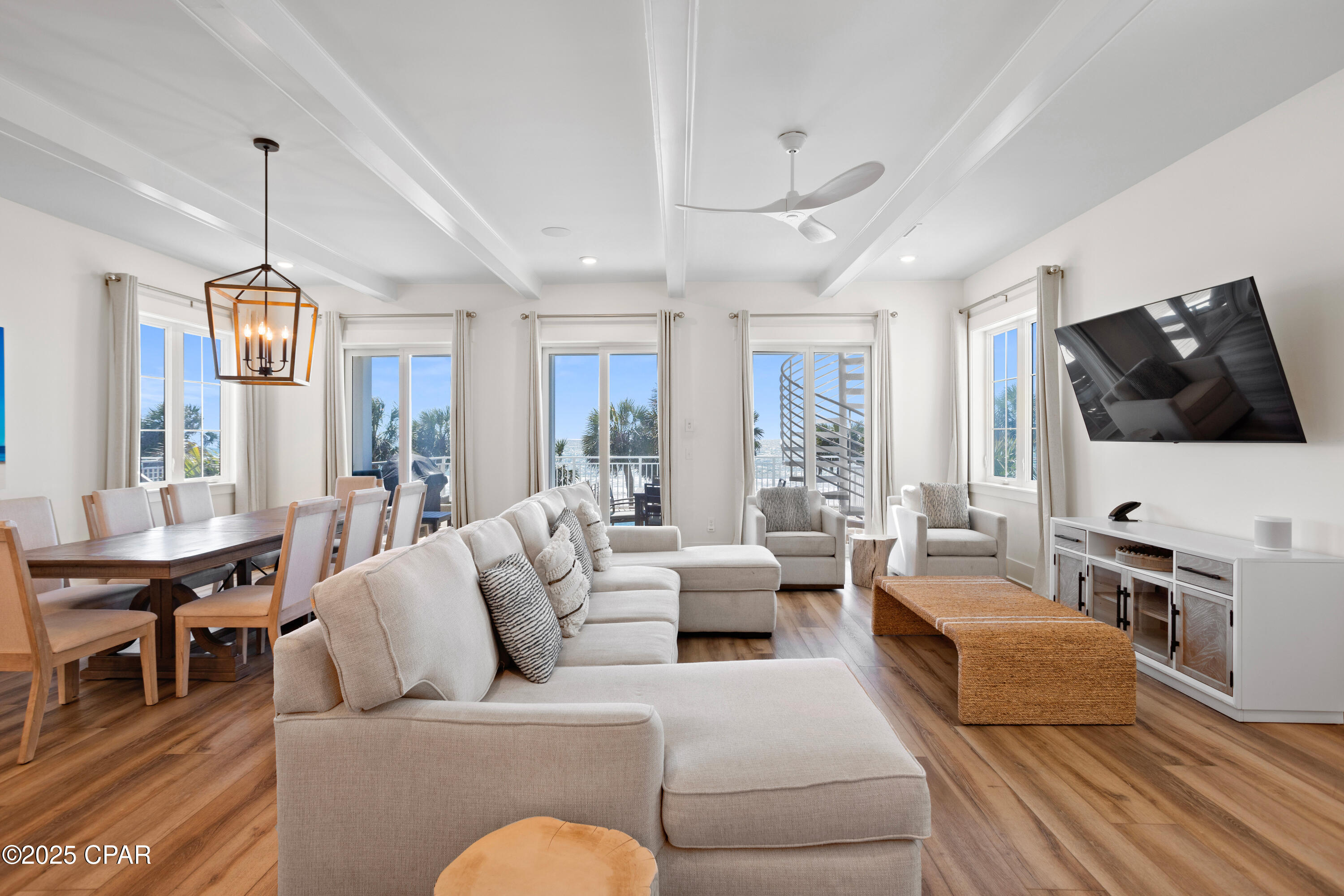 Image 8 For 13649 Front Beach Road