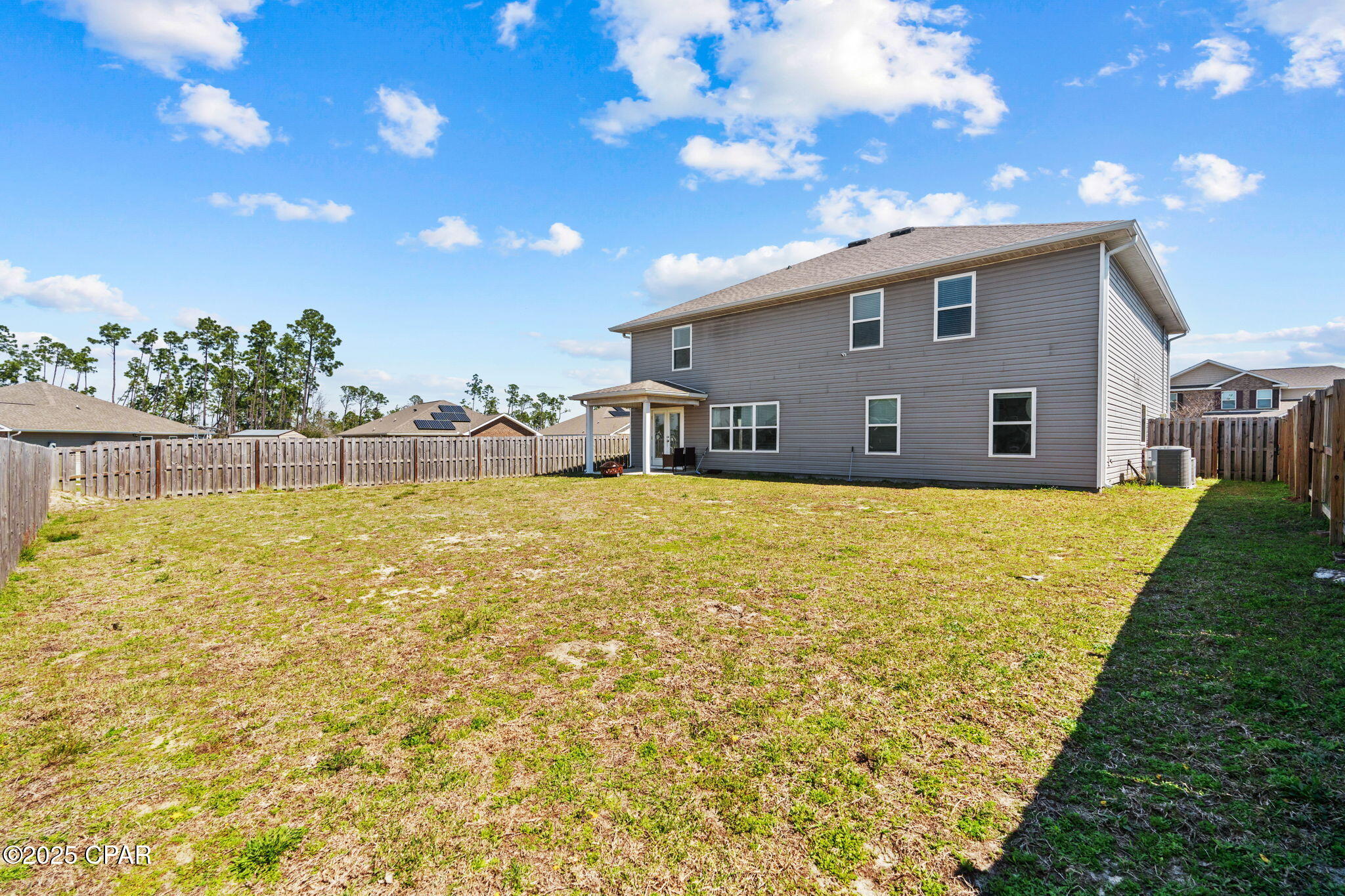 Listing photo id 40 for 3219 Lindsey Street