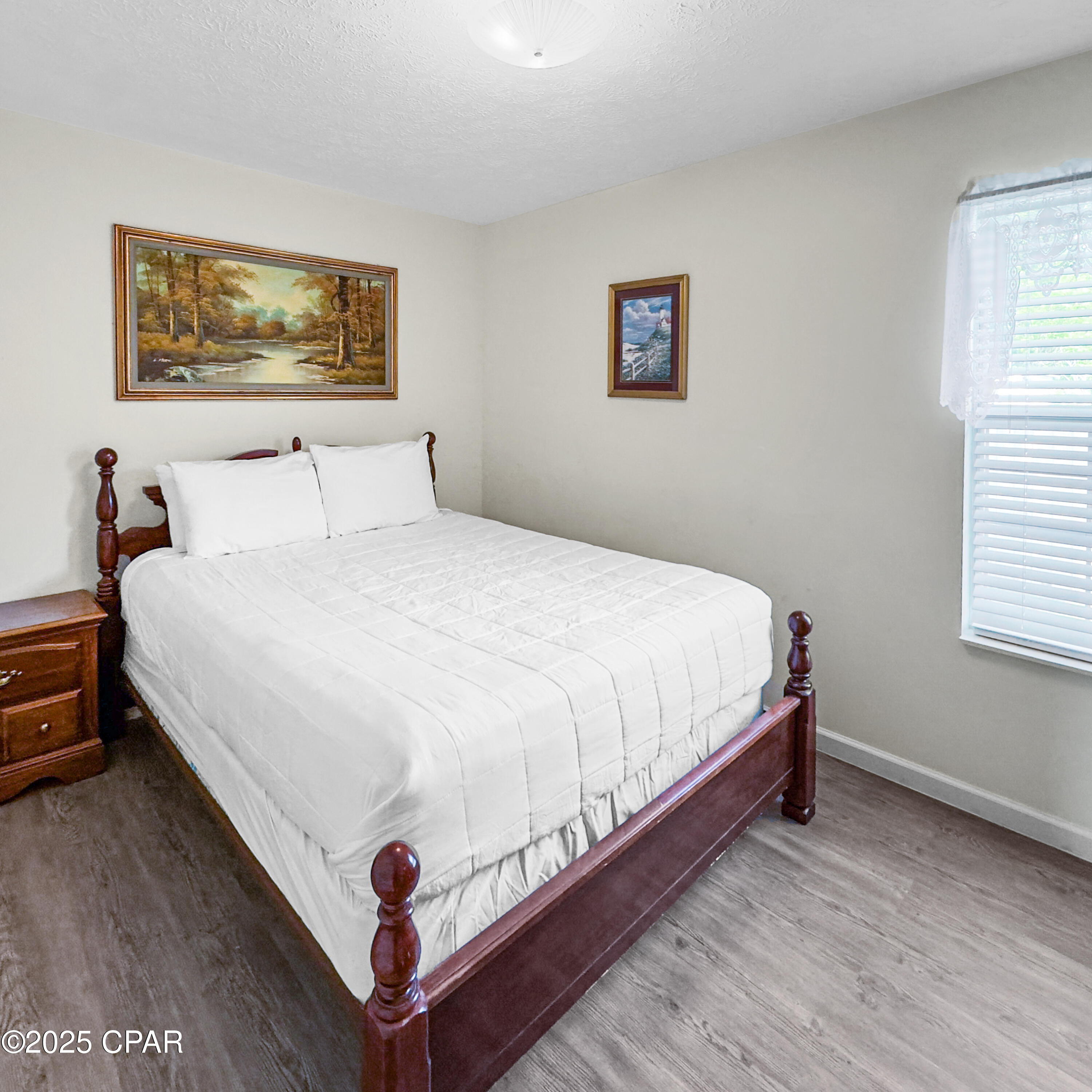 Image 12 For 625 Lyndell Lane