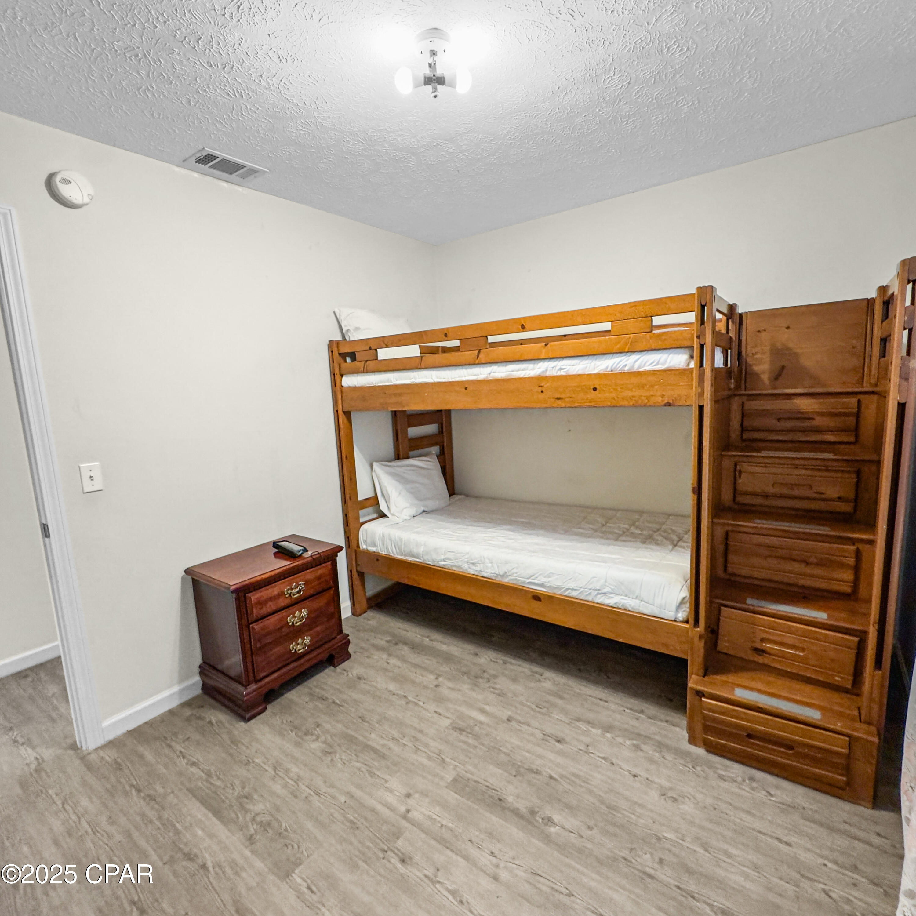 Image 15 For 625 Lyndell Lane