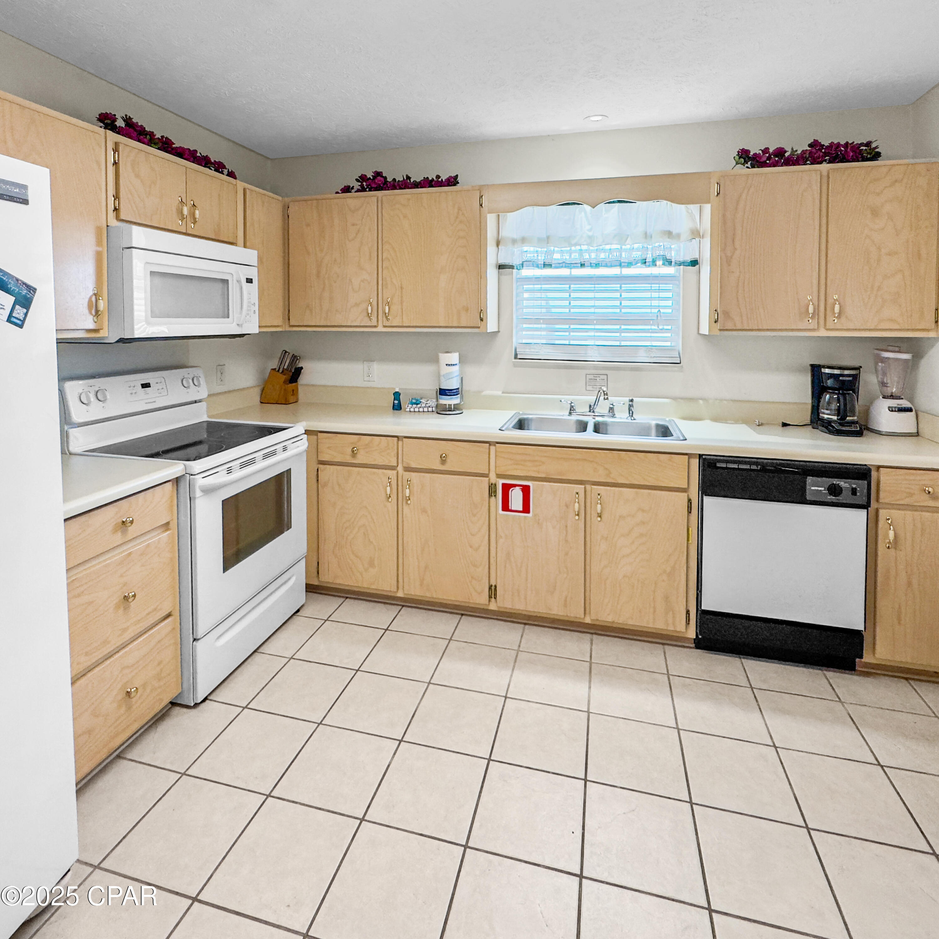 Image 16 For 625 Lyndell Lane