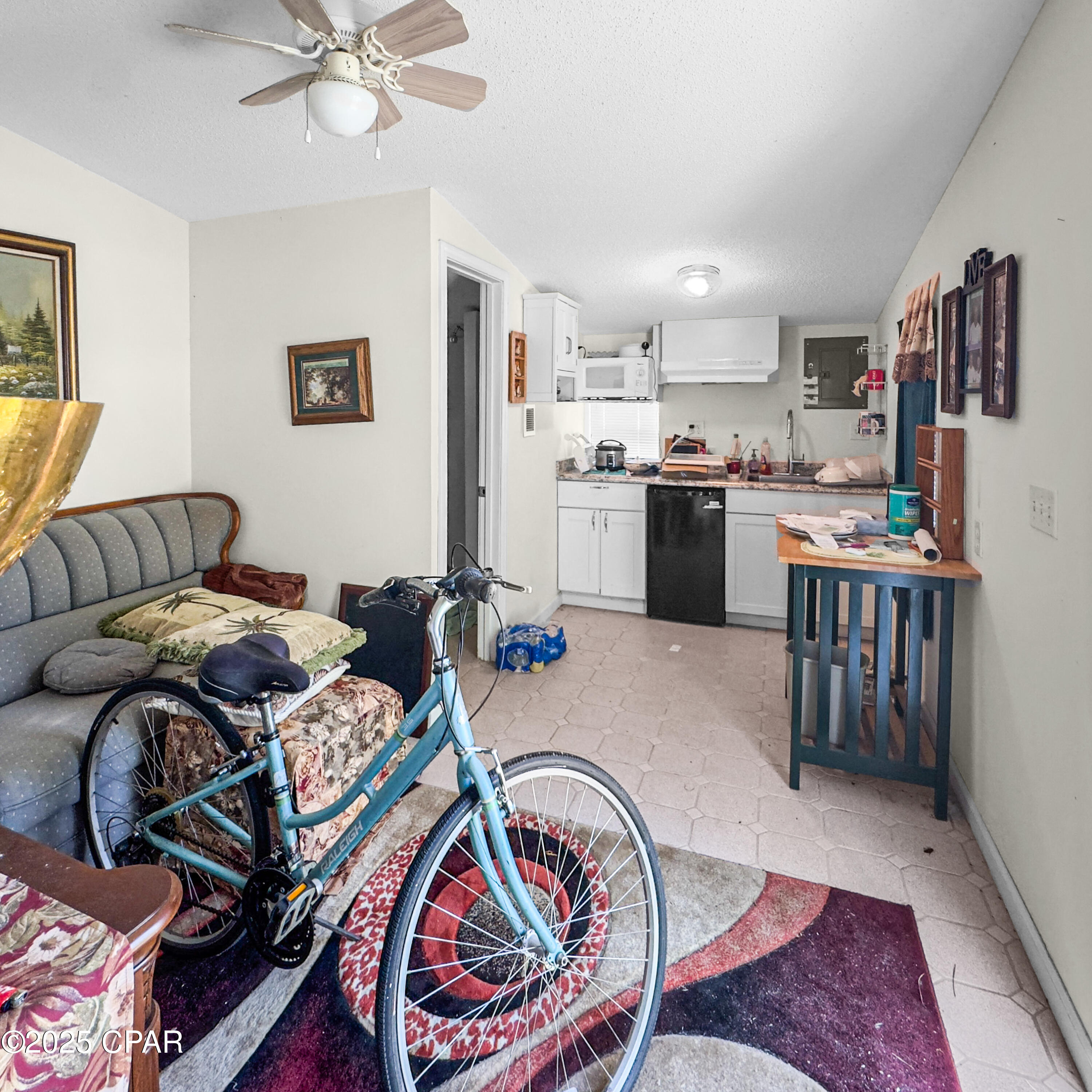 Image 23 For 625 Lyndell Lane