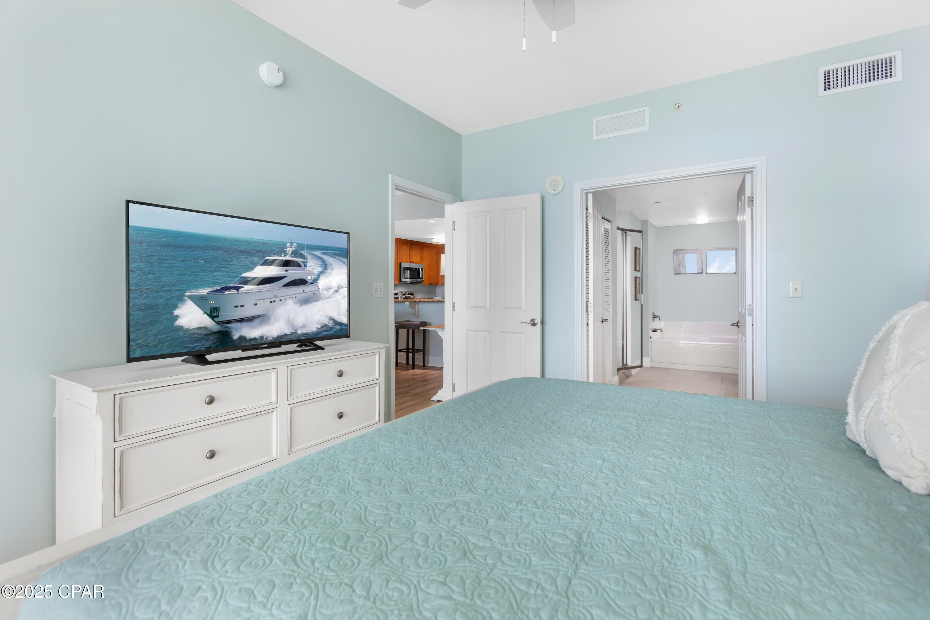 Image 22 For 15625 Front Beach Road 1208