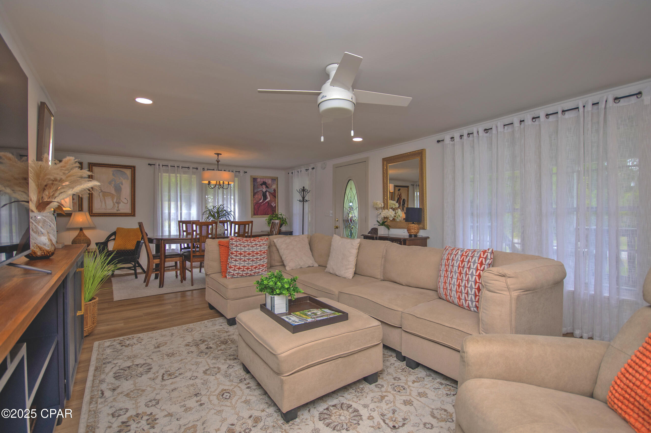 Image 12 For 402 Pennsylvania Avenue