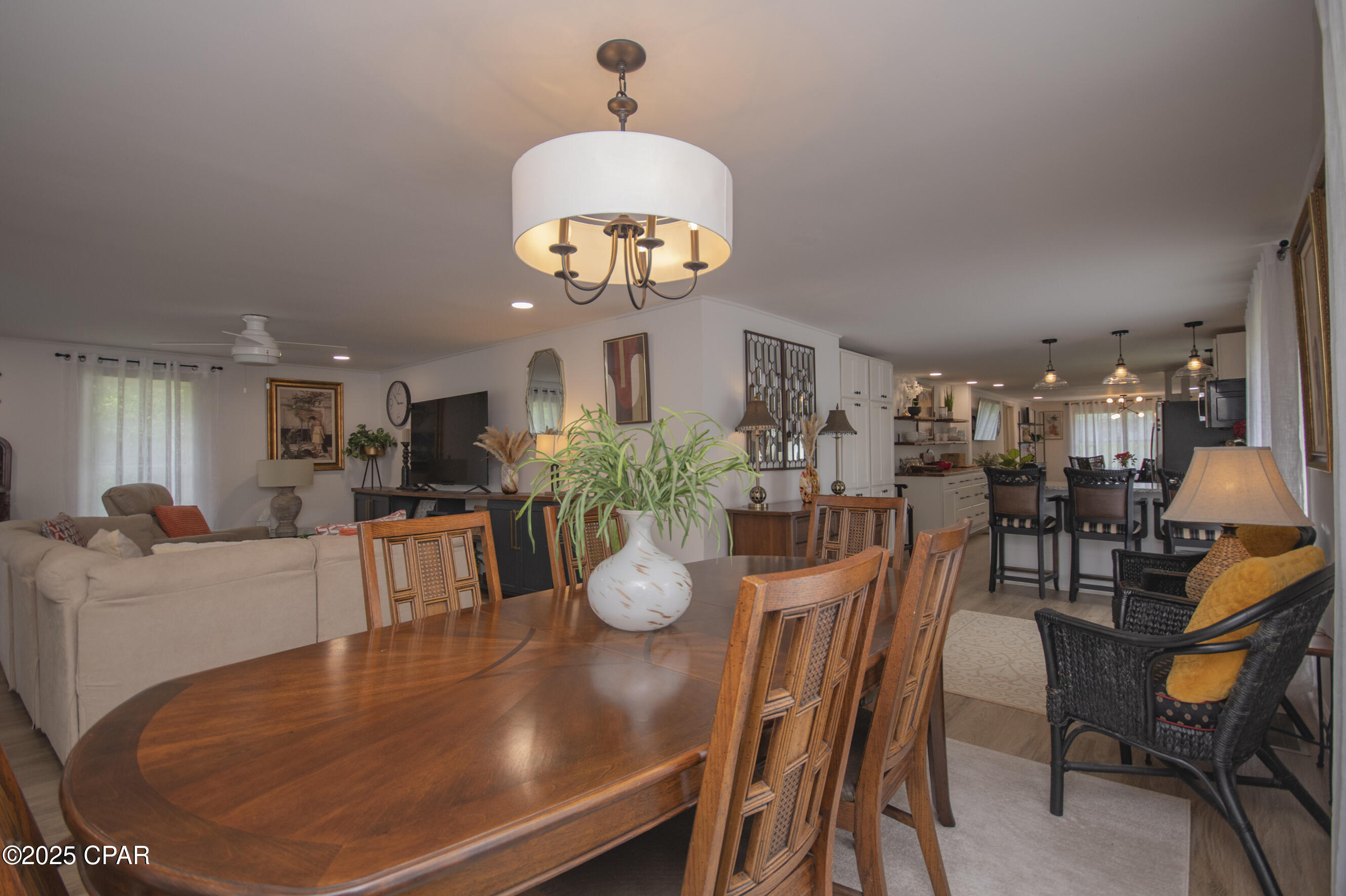 Image 15 For 402 Pennsylvania Avenue