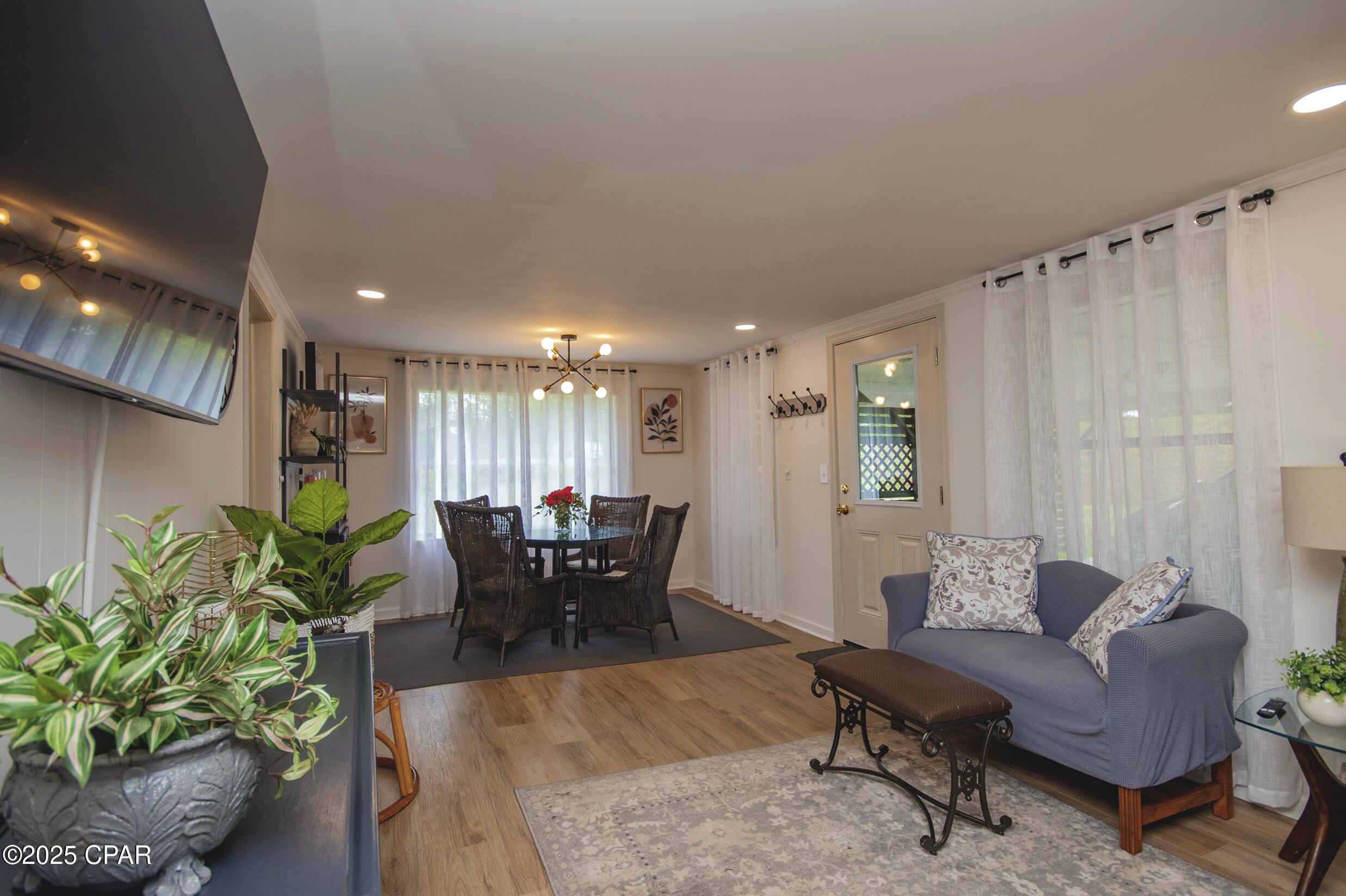 Image 21 For 402 Pennsylvania Avenue