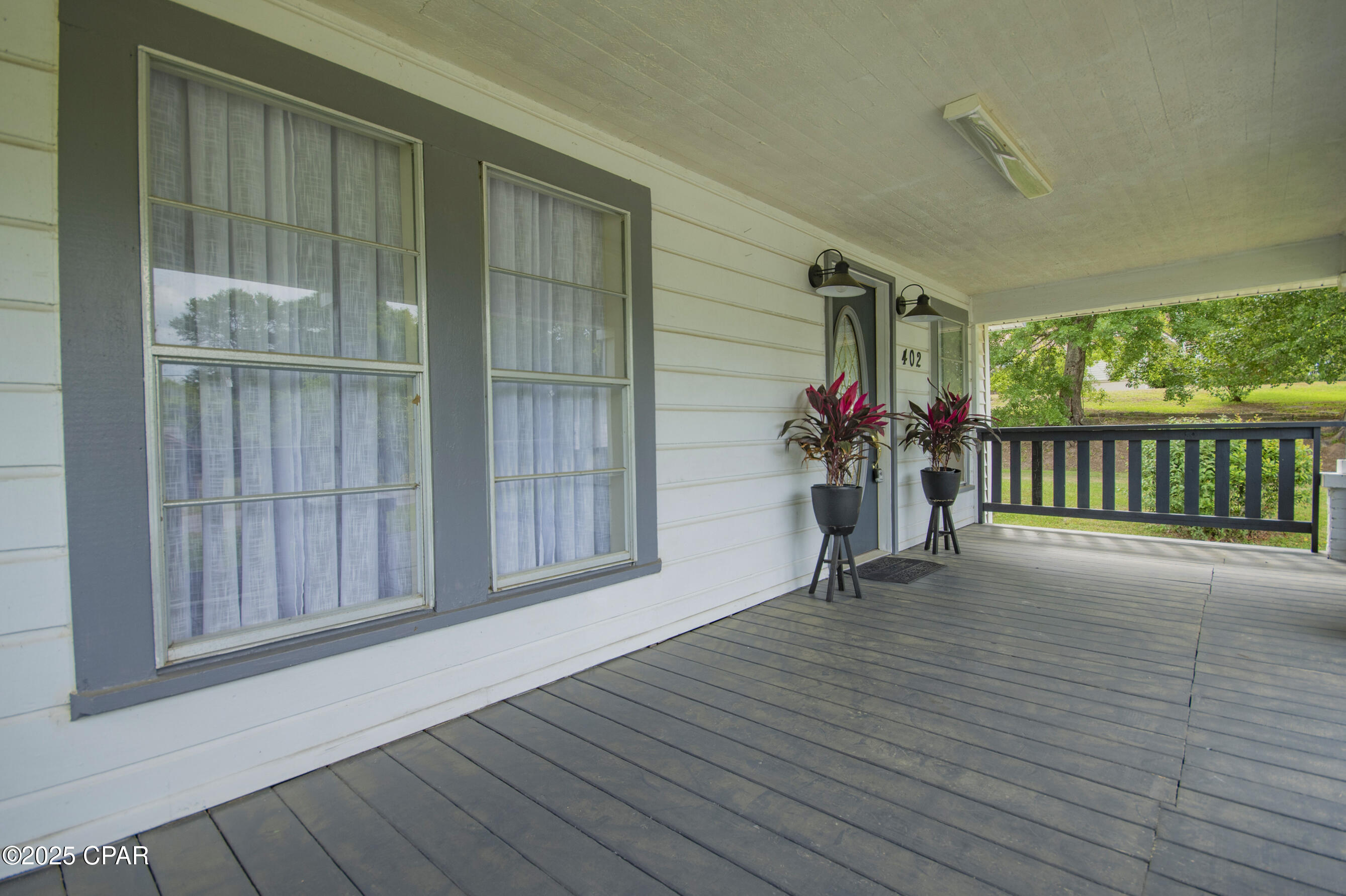 Image 7 For 402 Pennsylvania Avenue