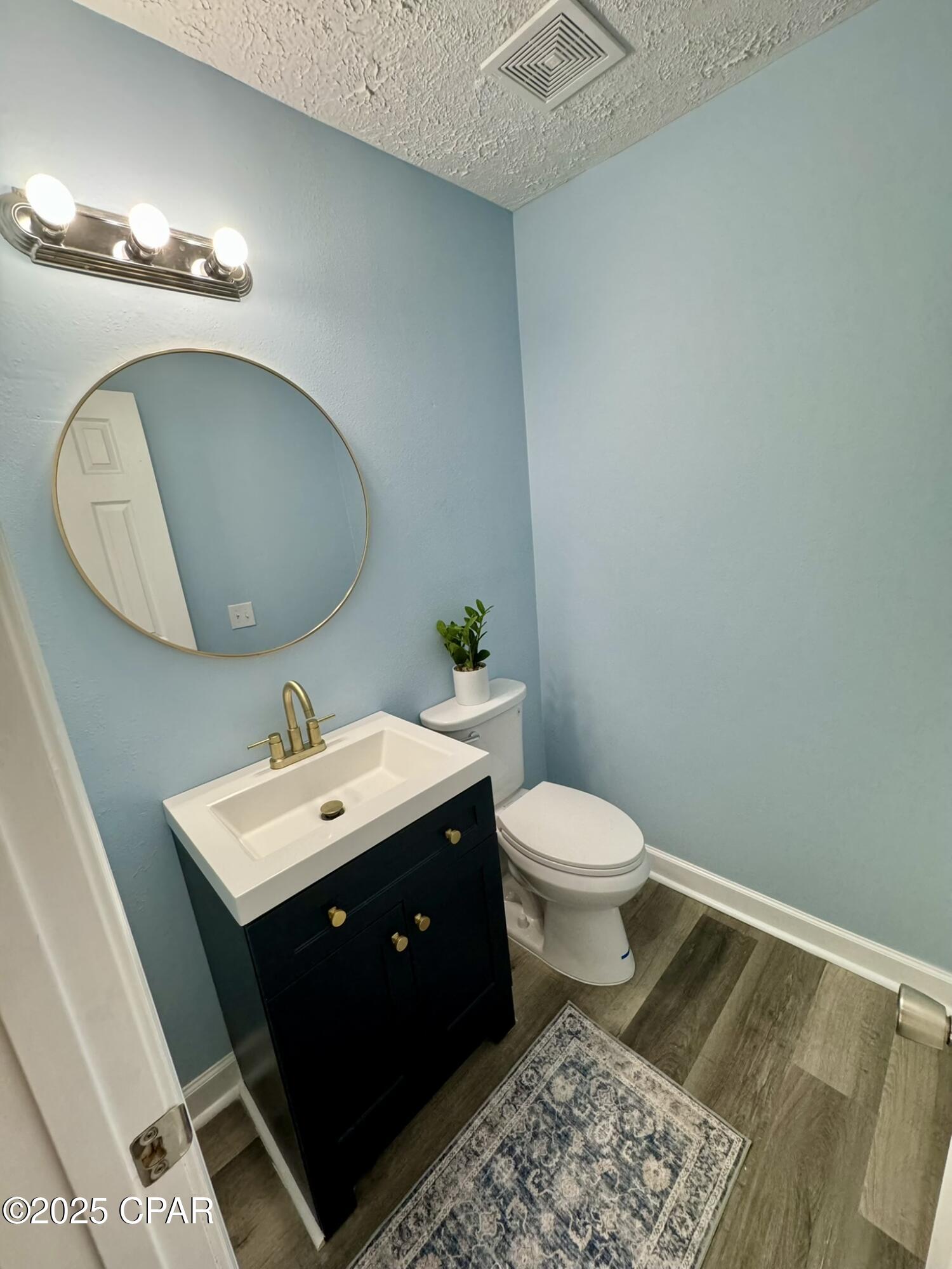 Image 30 For 211 Circle Drive