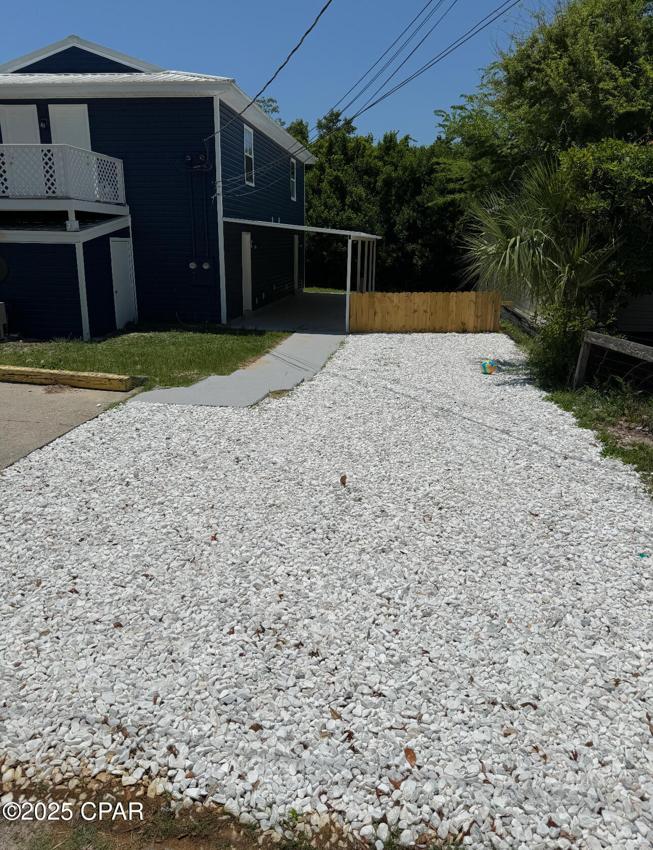 Image 4 For 211 Circle Drive