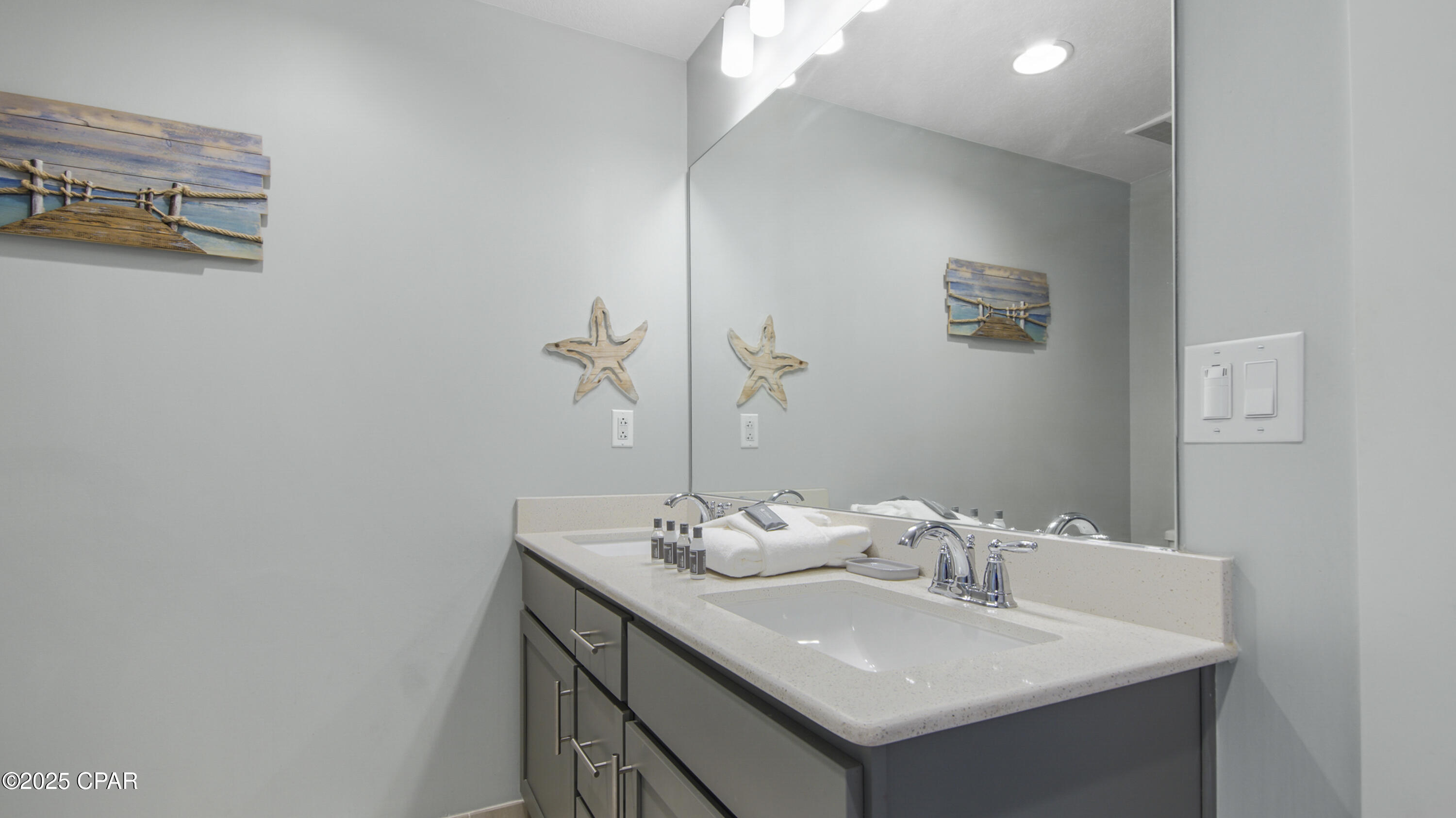 Image 34 For 15928 Front Beach Road 32202