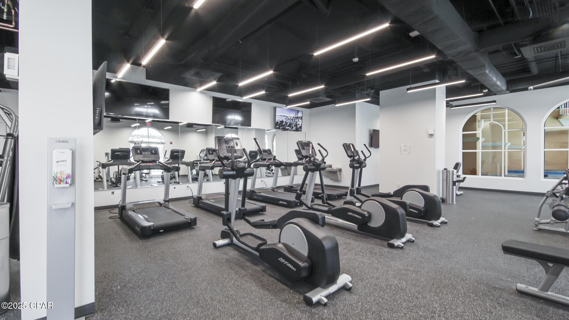 Image 42 For 15928 Front Beach Road 32202