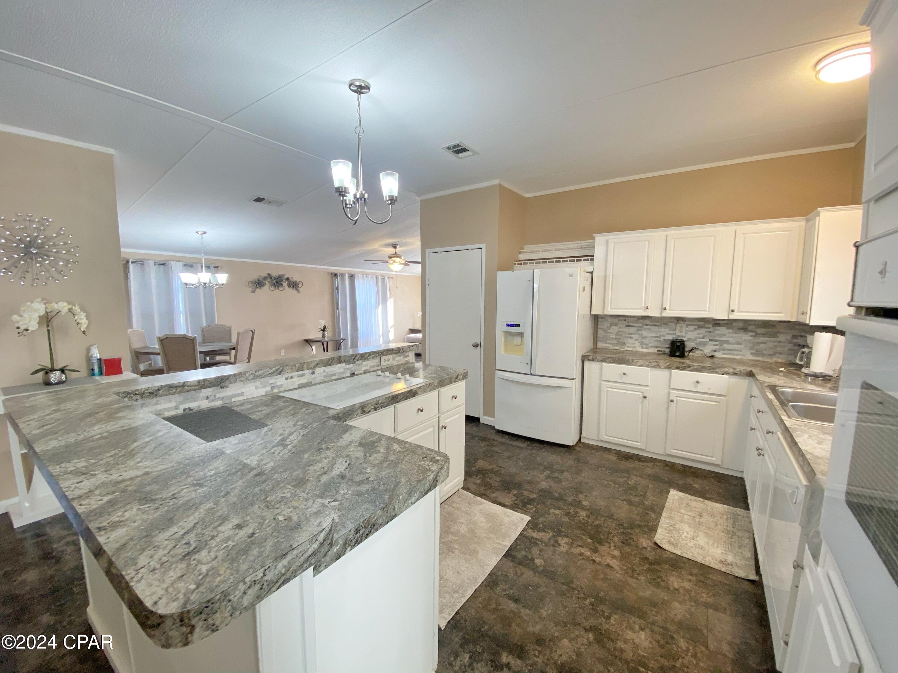 Image 12 For 7872 Hwy 90  