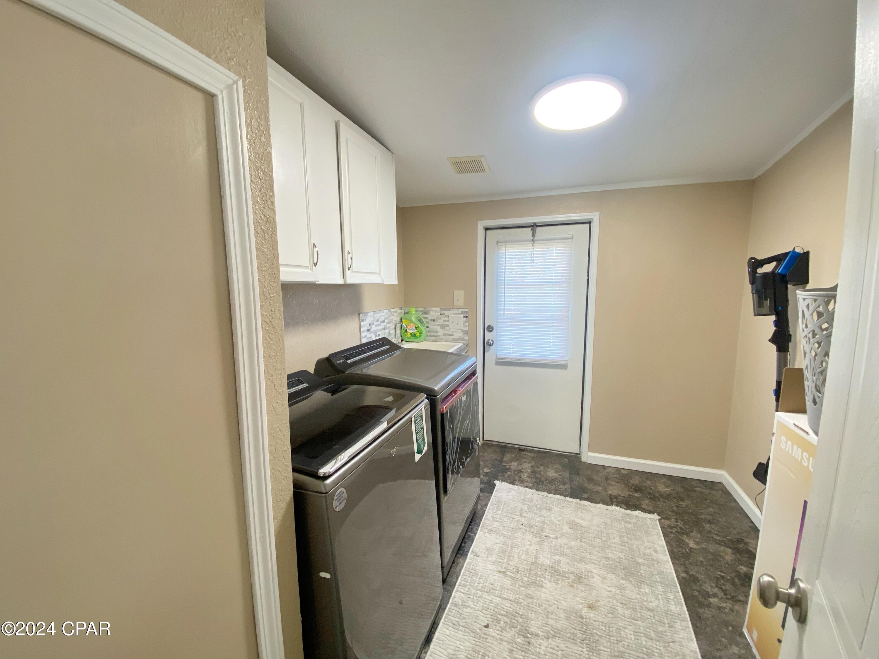 Image 25 For 7872 Hwy 90  