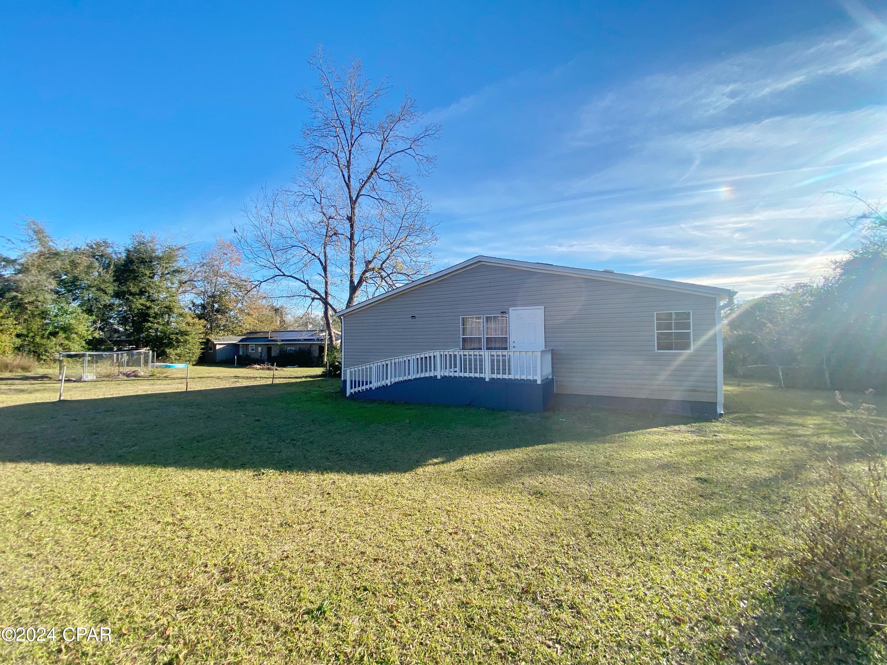 Image 33 For 7872 Hwy 90  