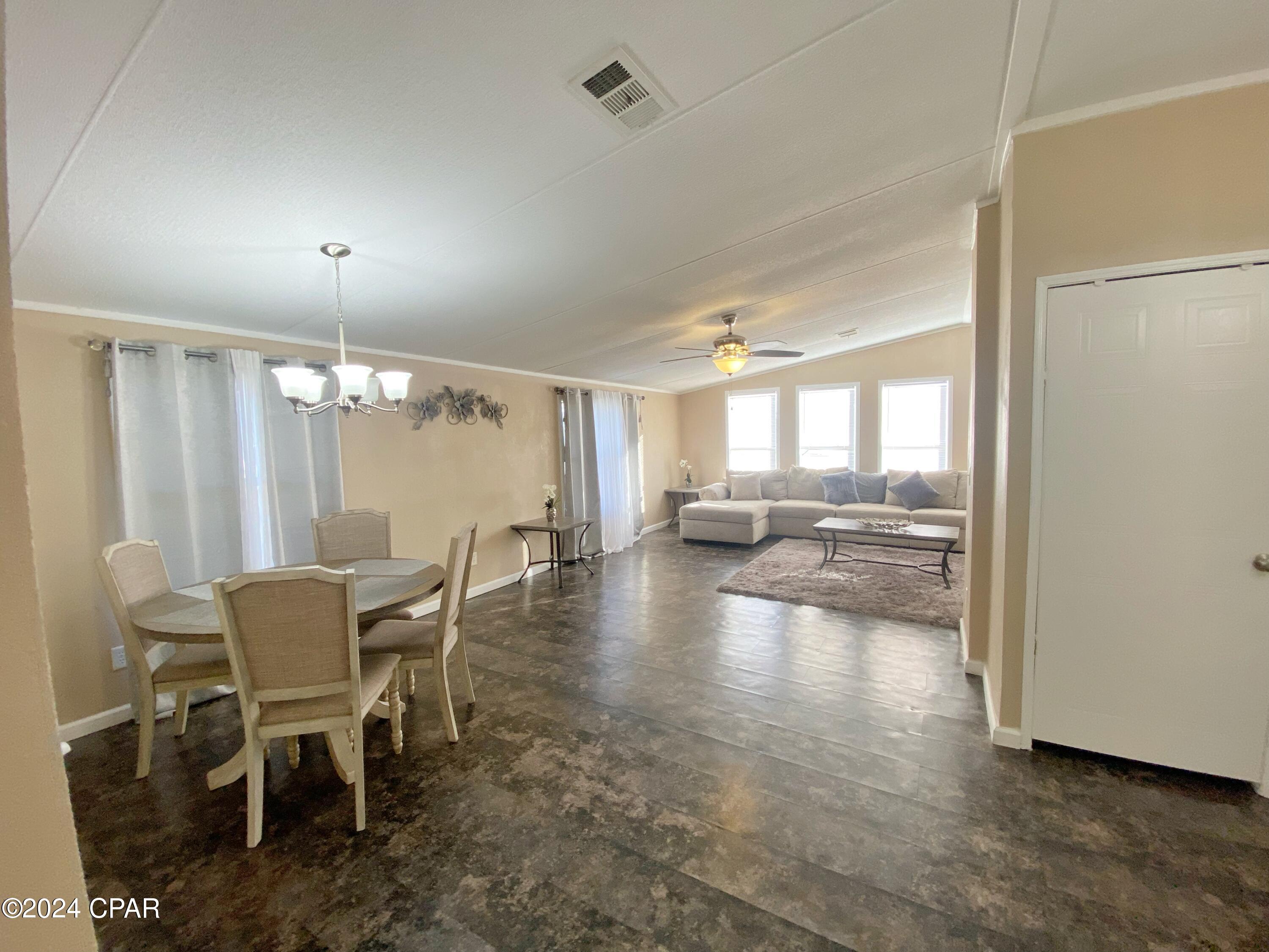 Image 6 For 7872 Hwy 90  