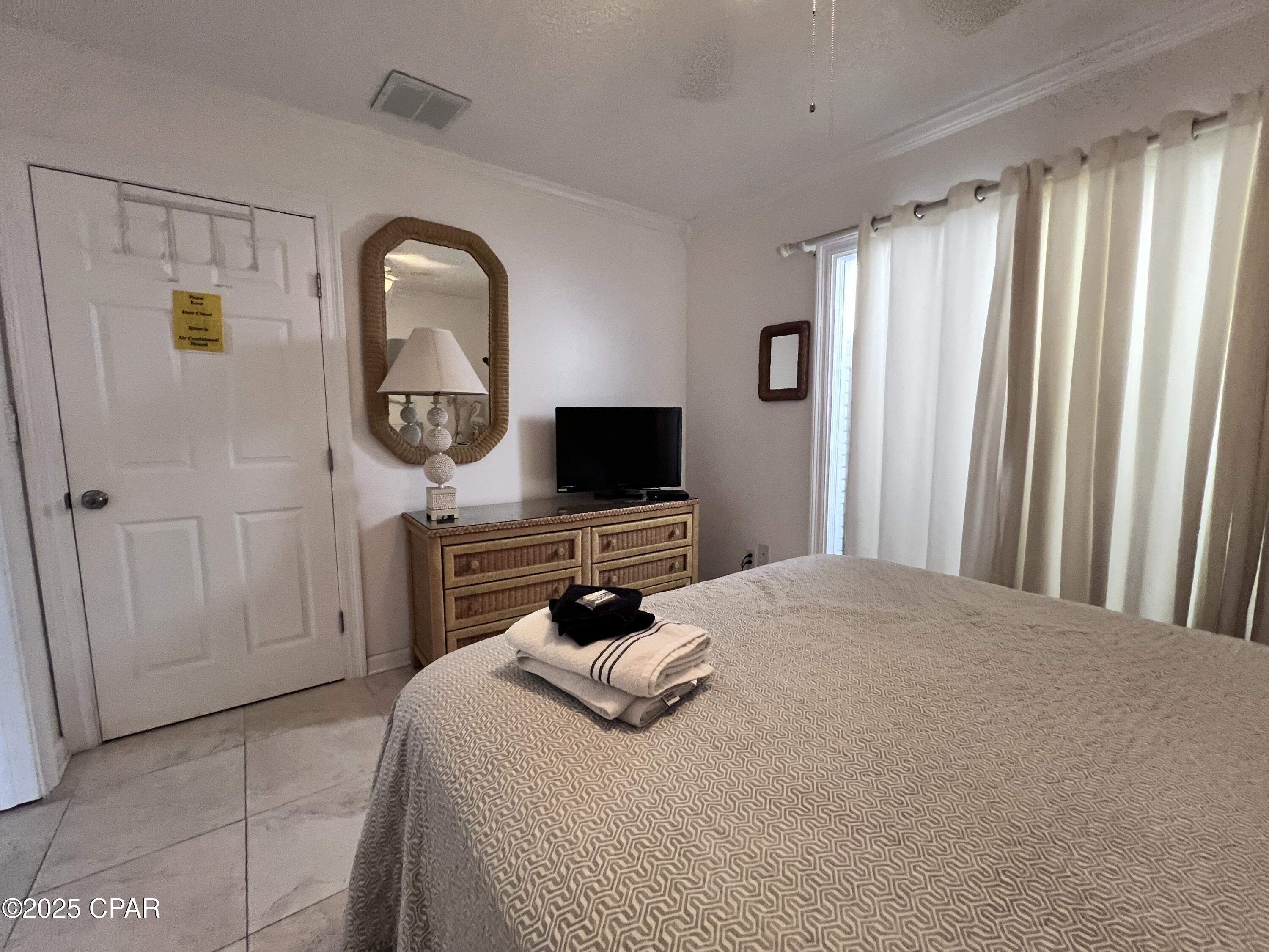 Image 21 For 16501 Front Beach Road