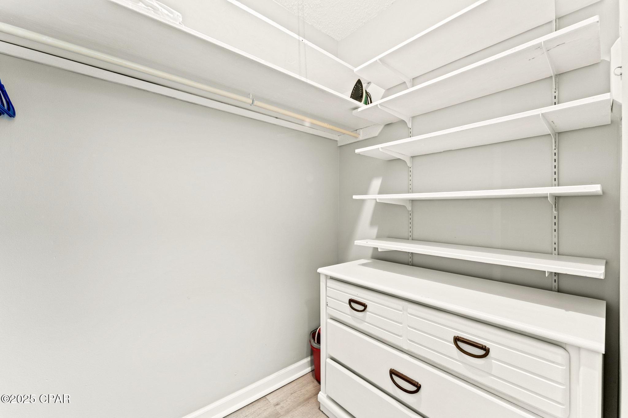 Image 16 For 8817 Thomas Drive A306