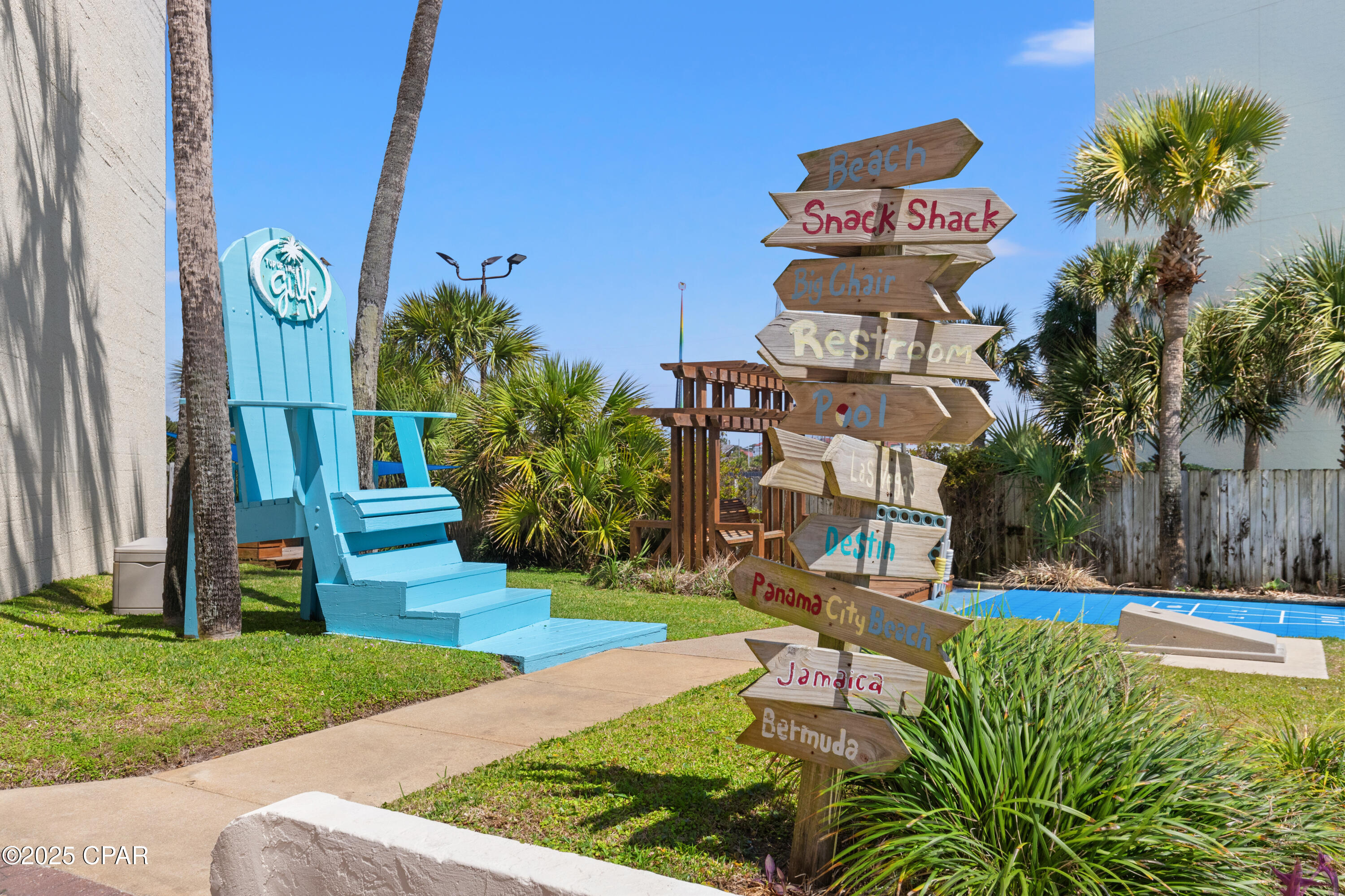 Image 18 For 8817 Thomas Drive A306