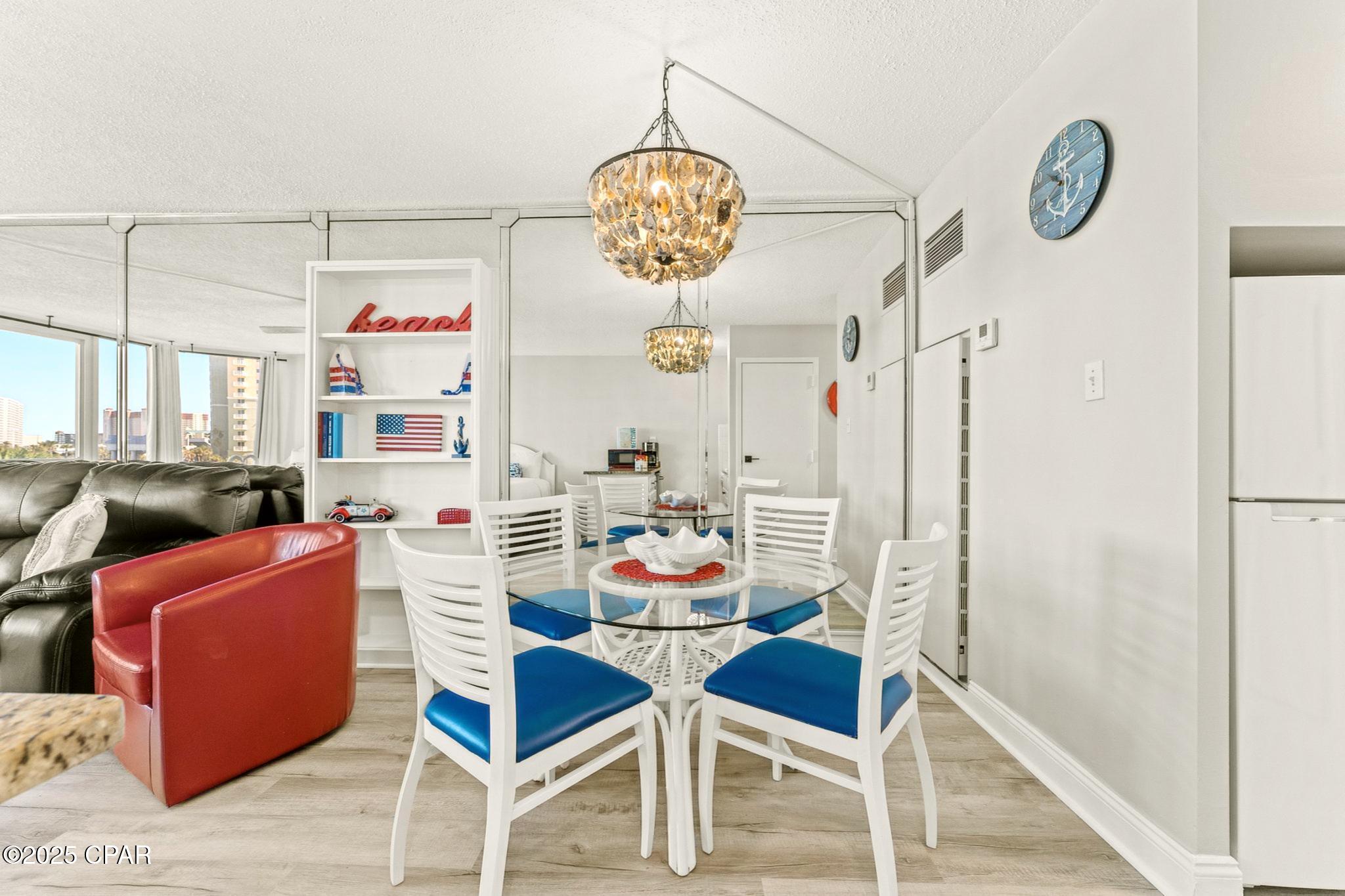 Image 8 For 8817 Thomas Drive A306