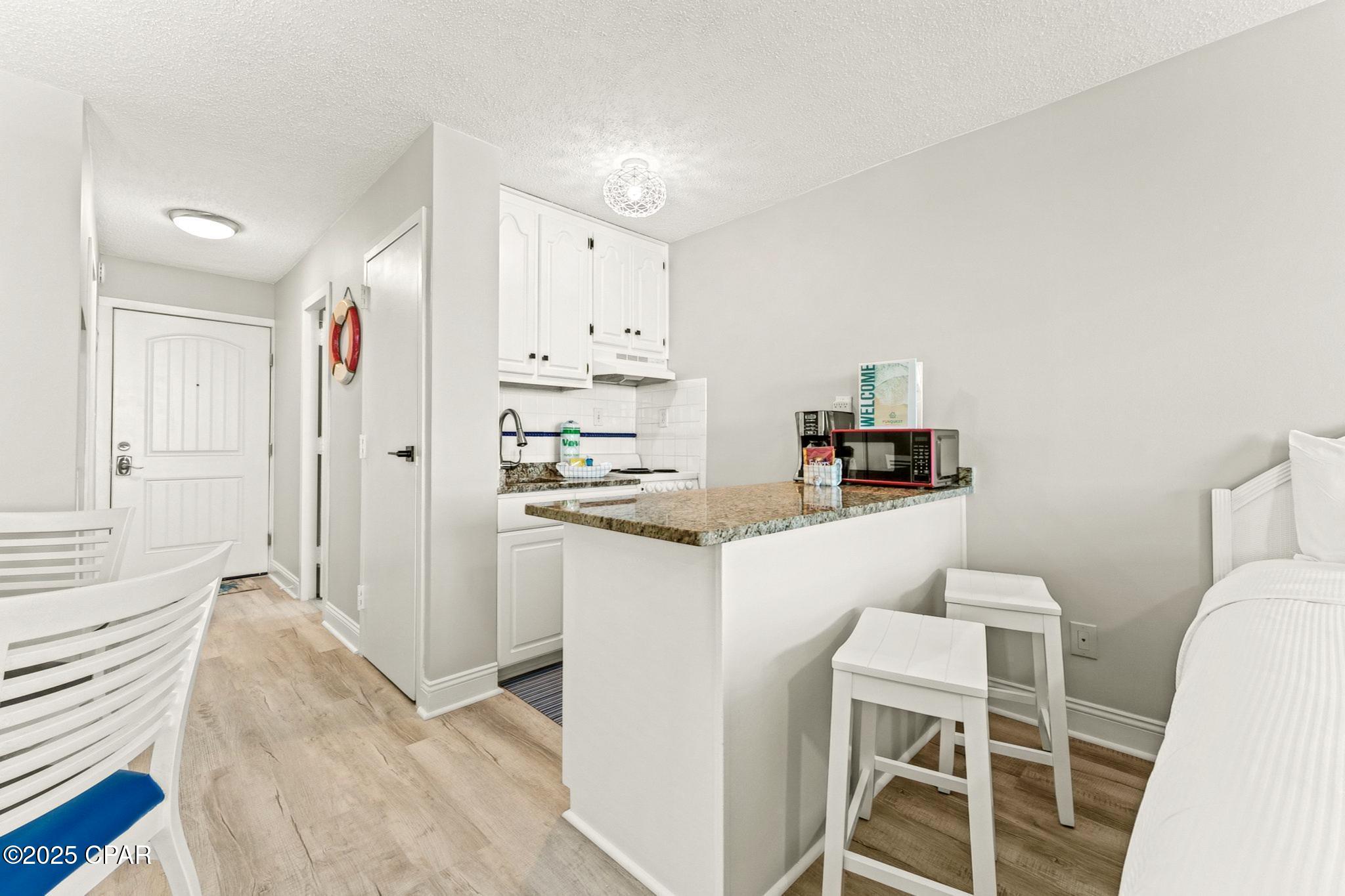 Image 9 For 8817 Thomas Drive A306