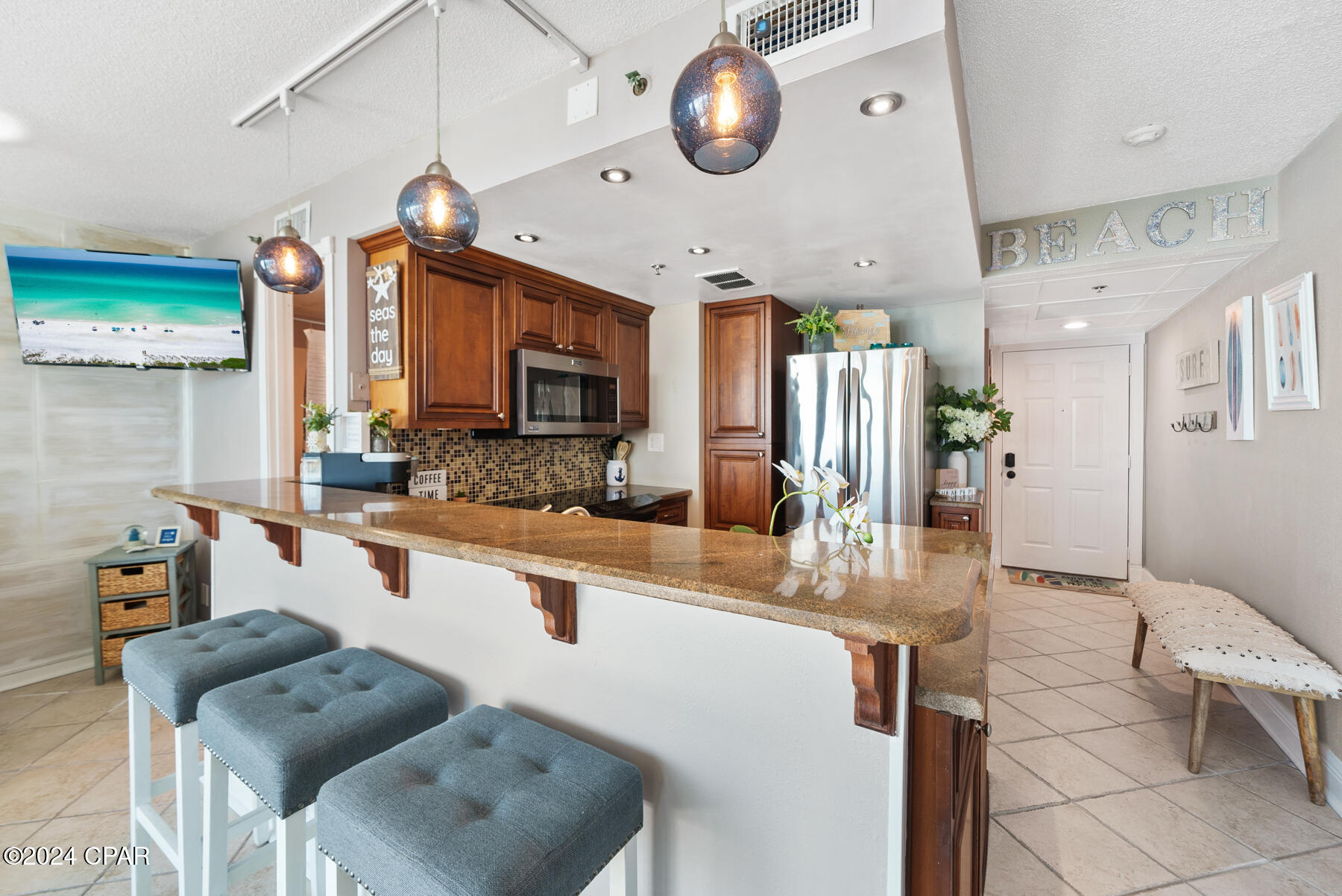 Homes for sale in Panama City Beach, FL | 9850 S Thomas Dr, Panama City Beach, FL 32408