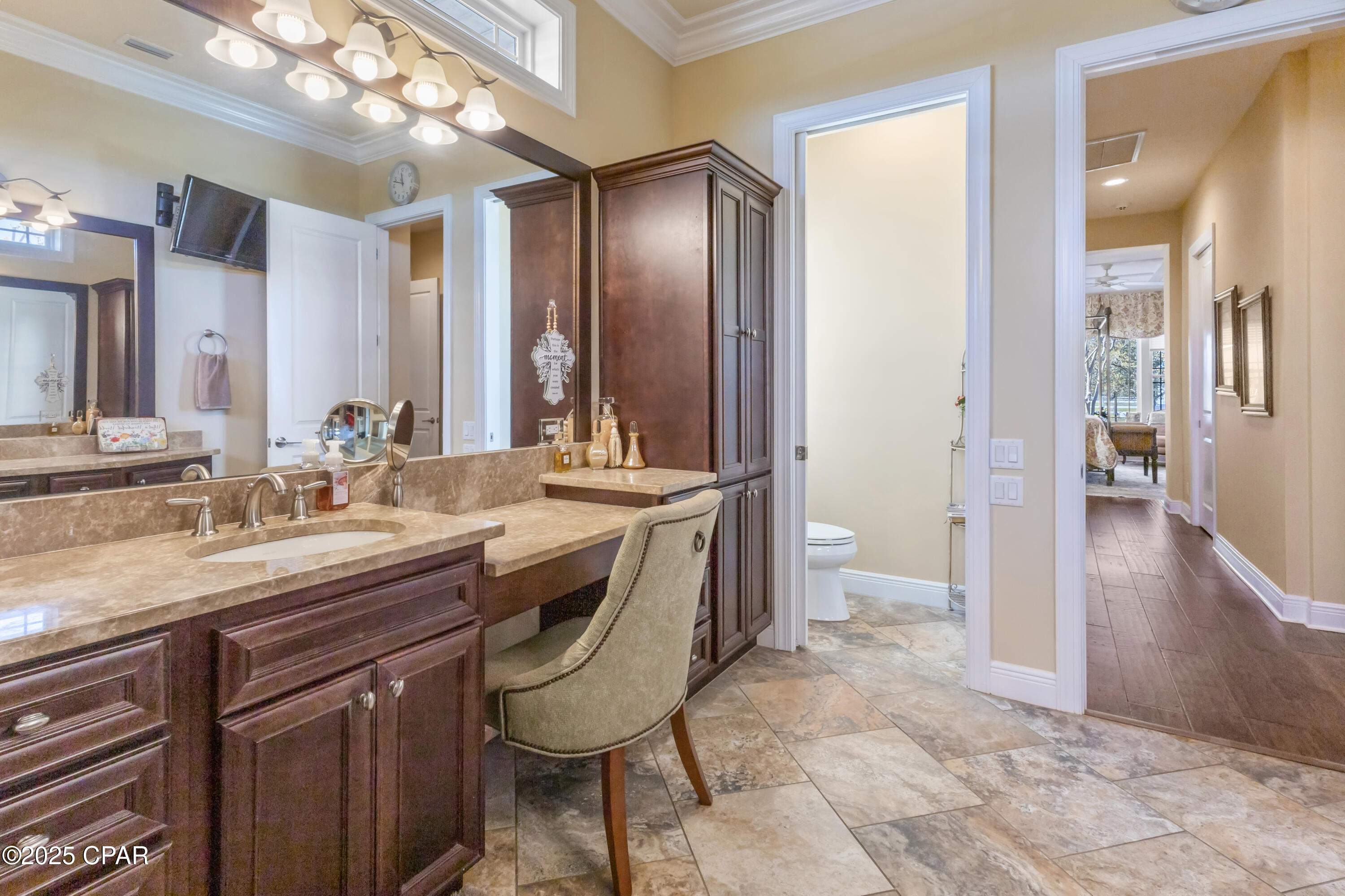 Image 23 For 4301 Transmitter Road