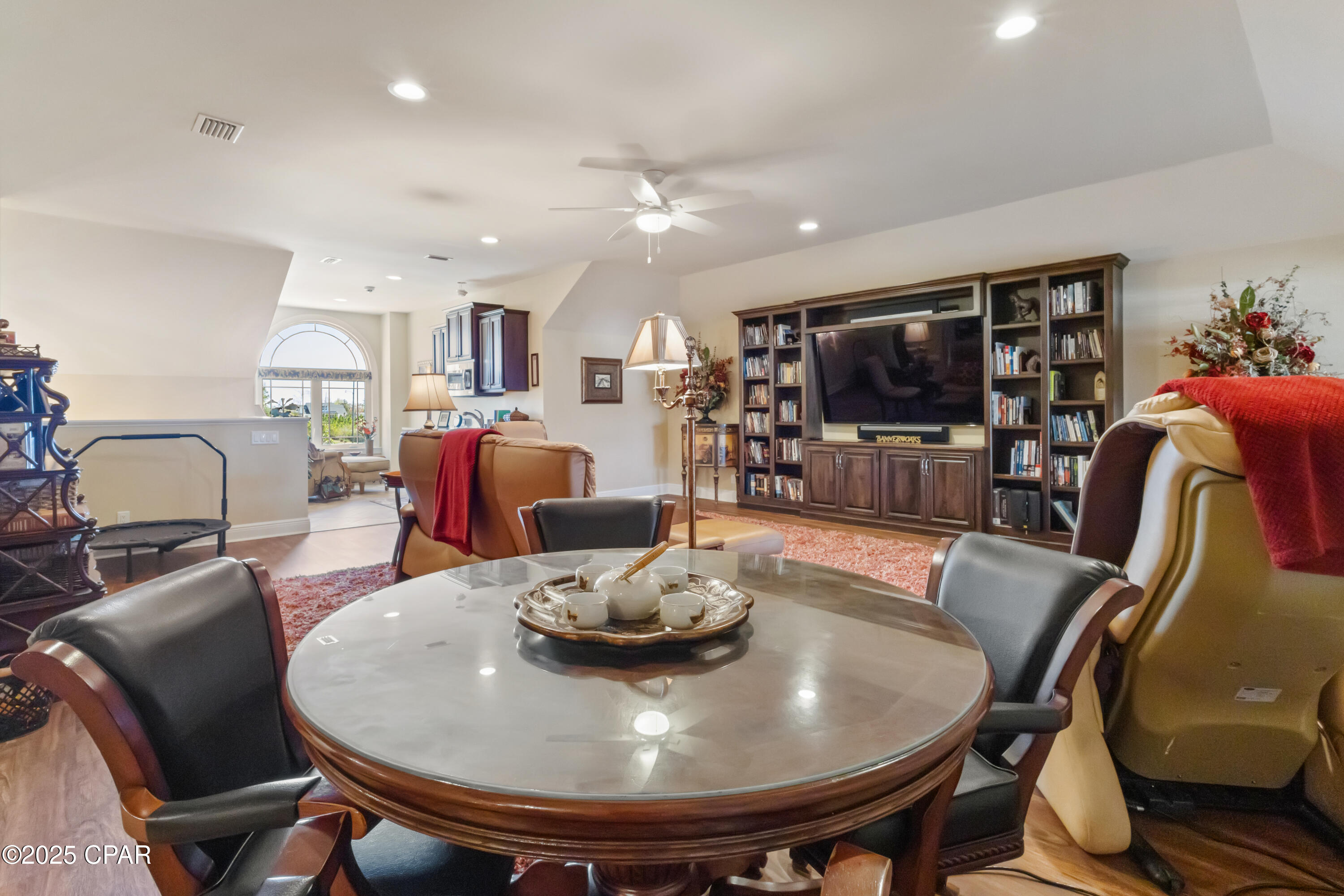 Image 44 For 4301 Transmitter Road