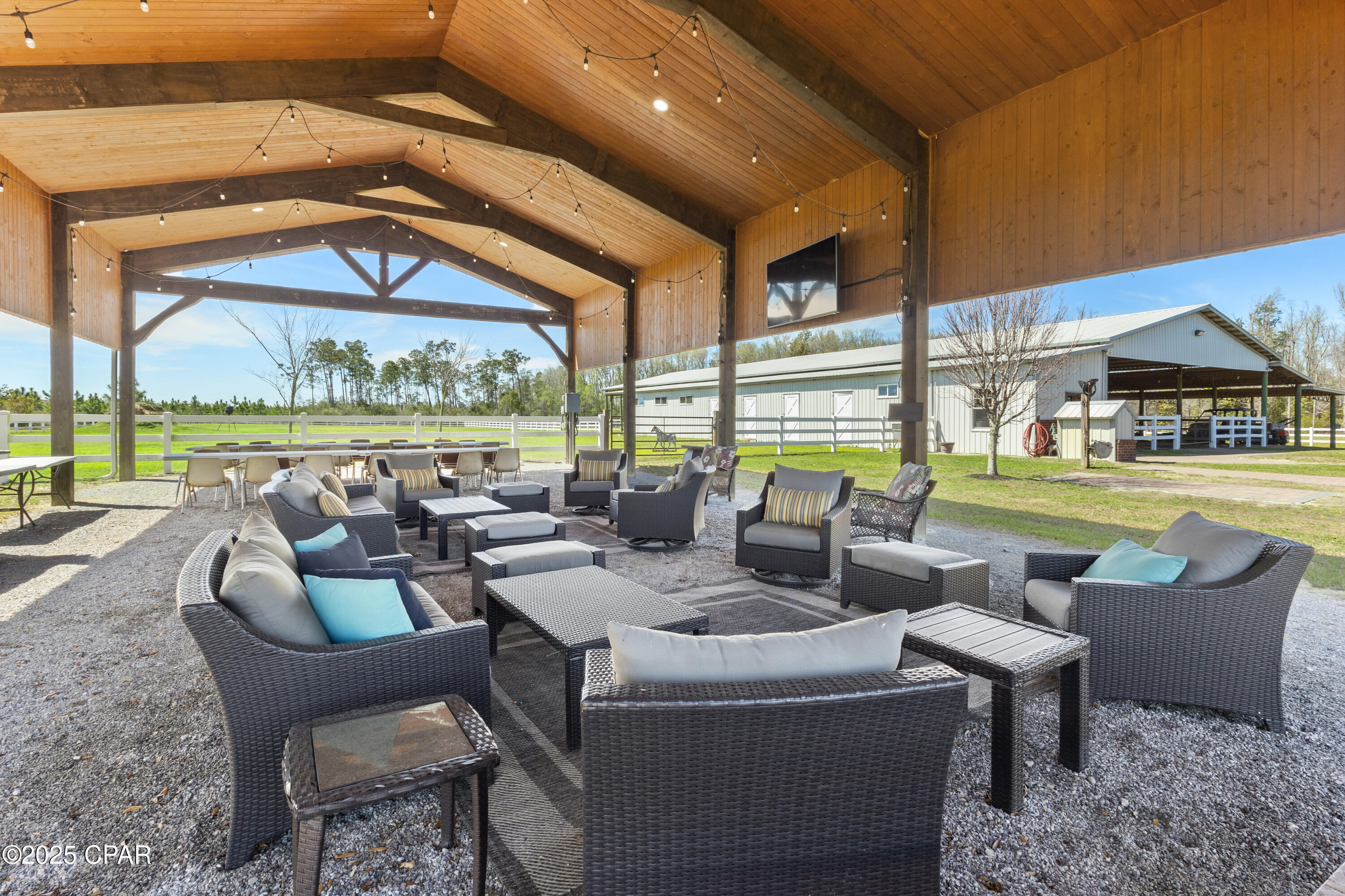 Image 57 For 4301 Transmitter Road