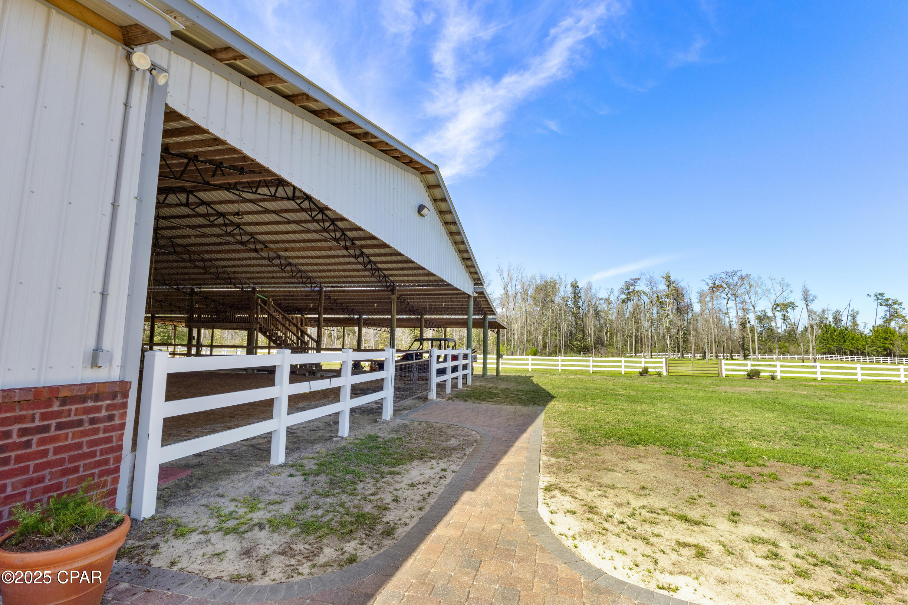 Image 62 For 4301 Transmitter Road