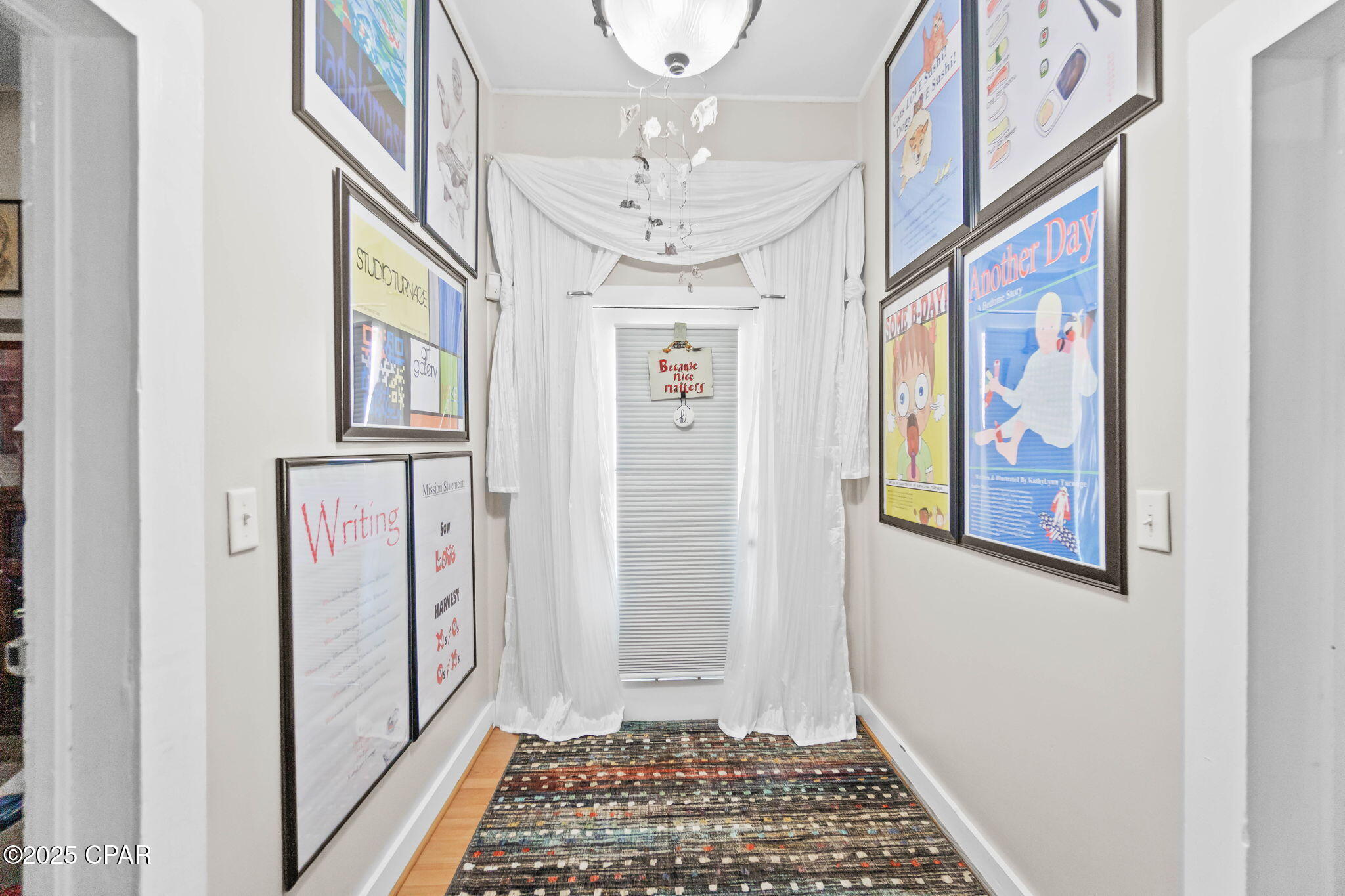 Image 14 For 1748 Georgia Street