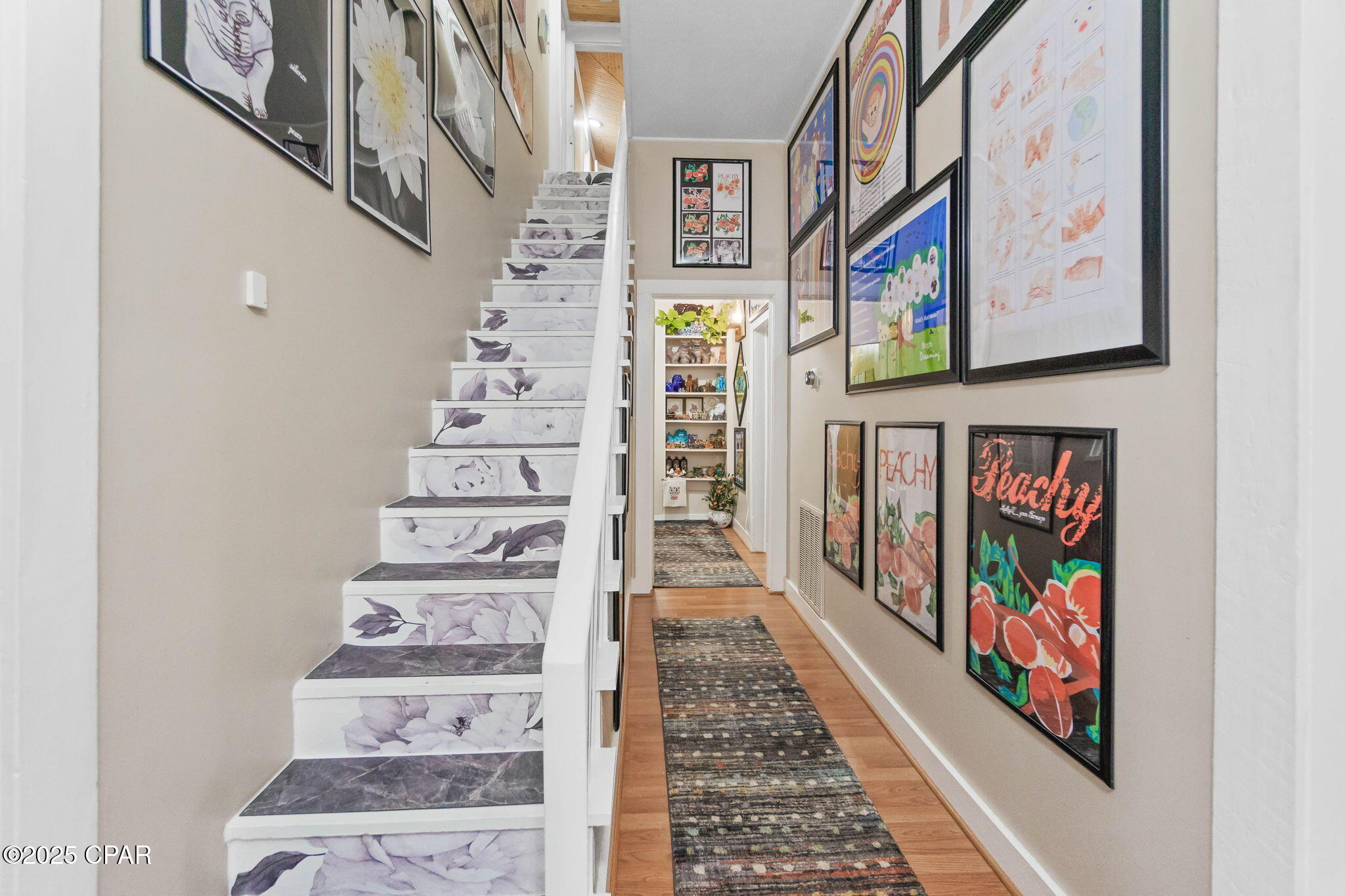 Image 22 For 1748 Georgia Street