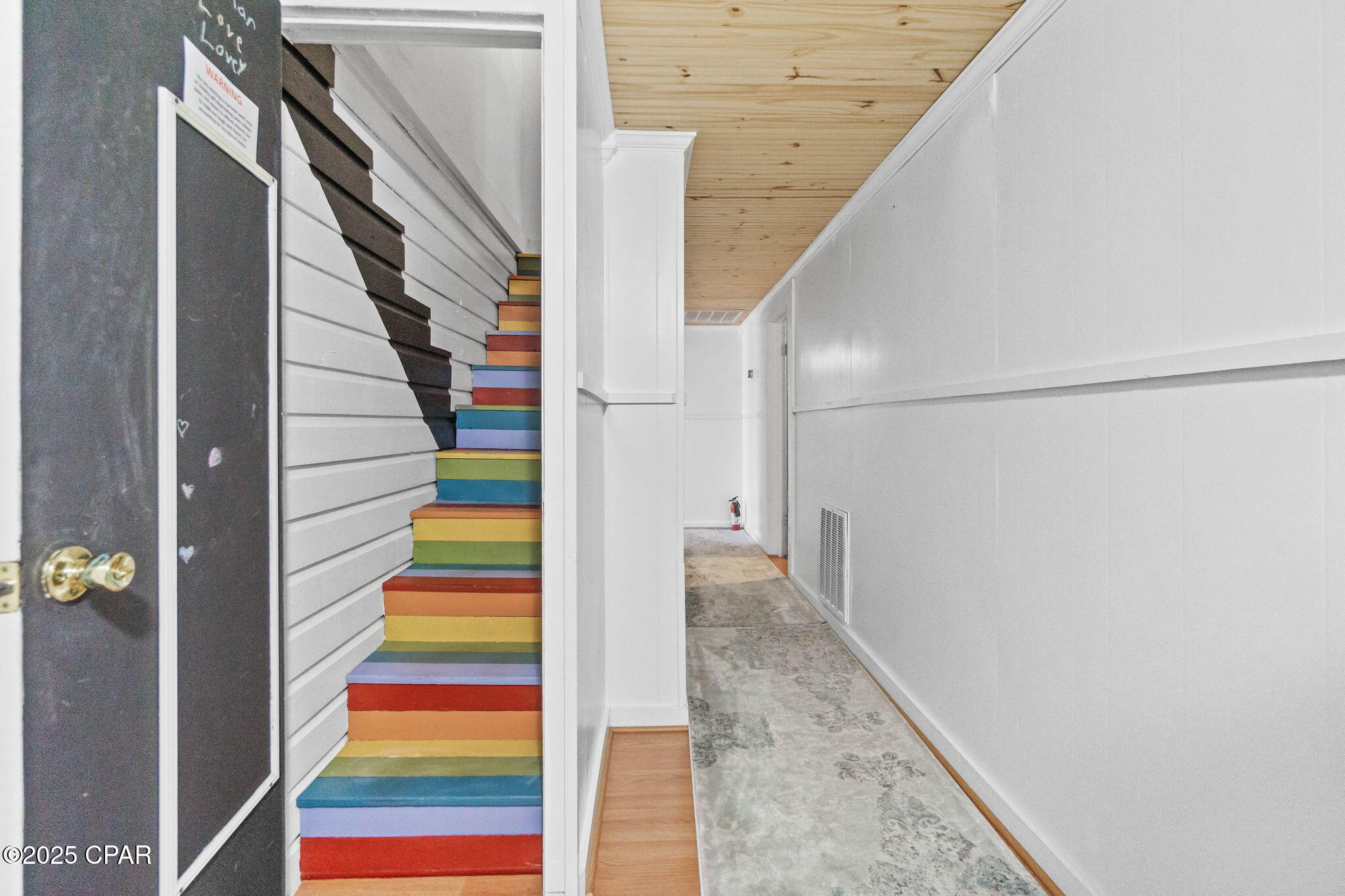 Image 31 For 1748 Georgia Street