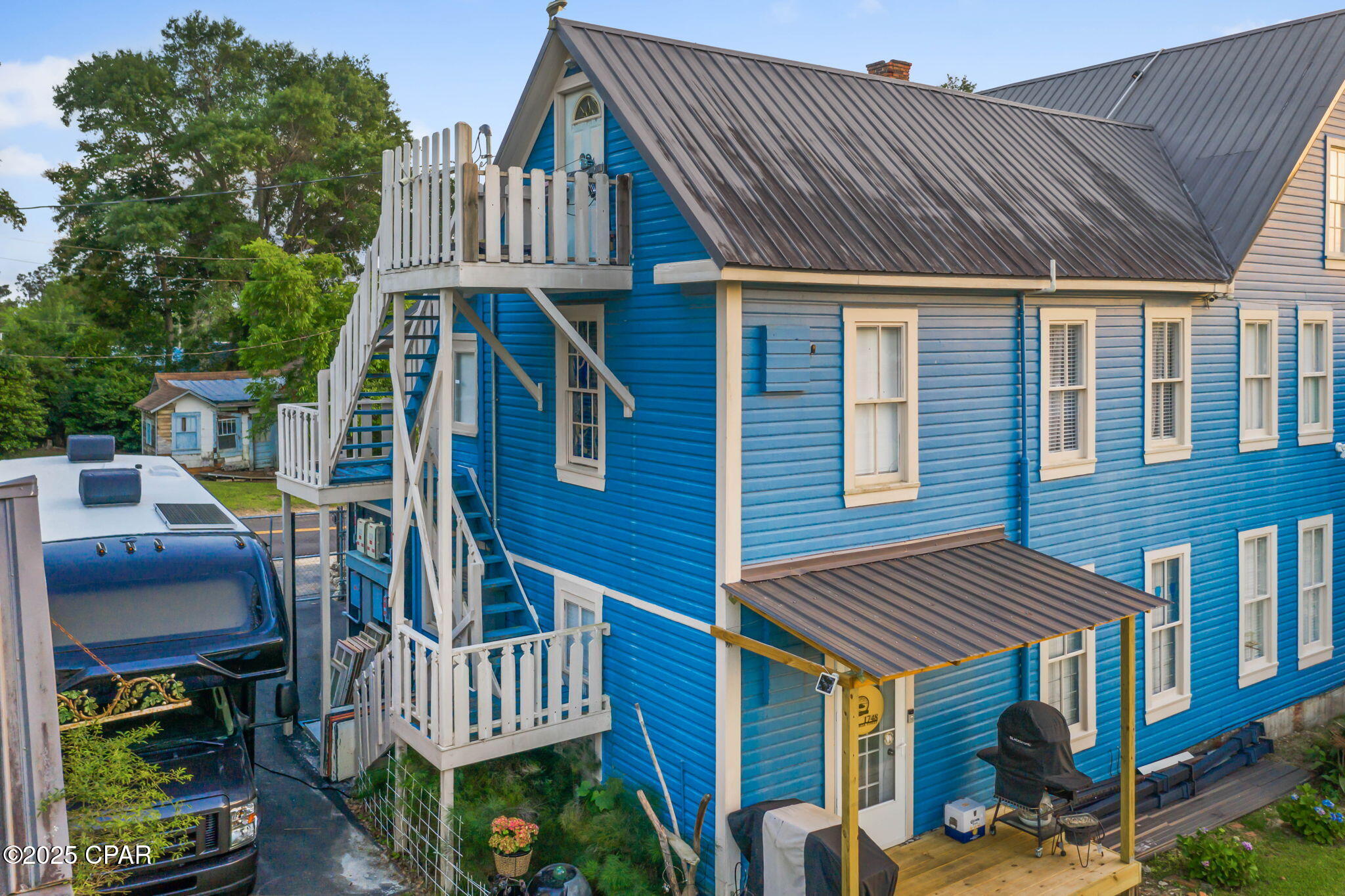 Image 50 For 1748 Georgia Street