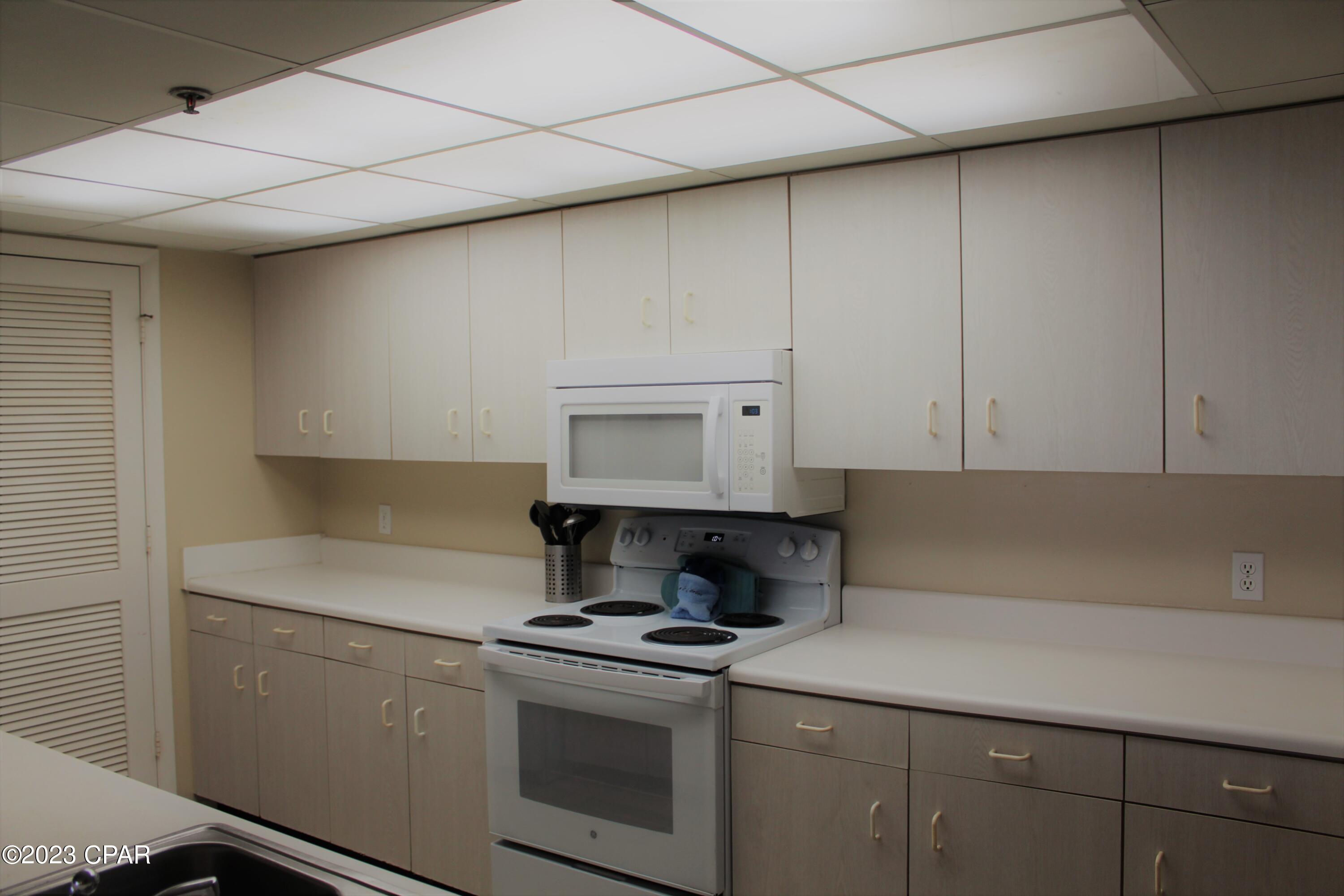 Image 8 For 10509 Front Beach Road 103