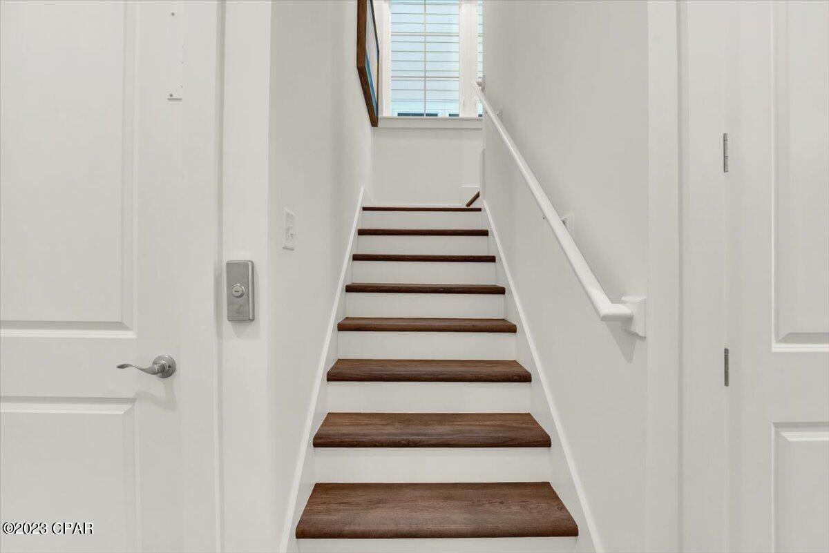 Image 13 For 13659 Front Beach Road