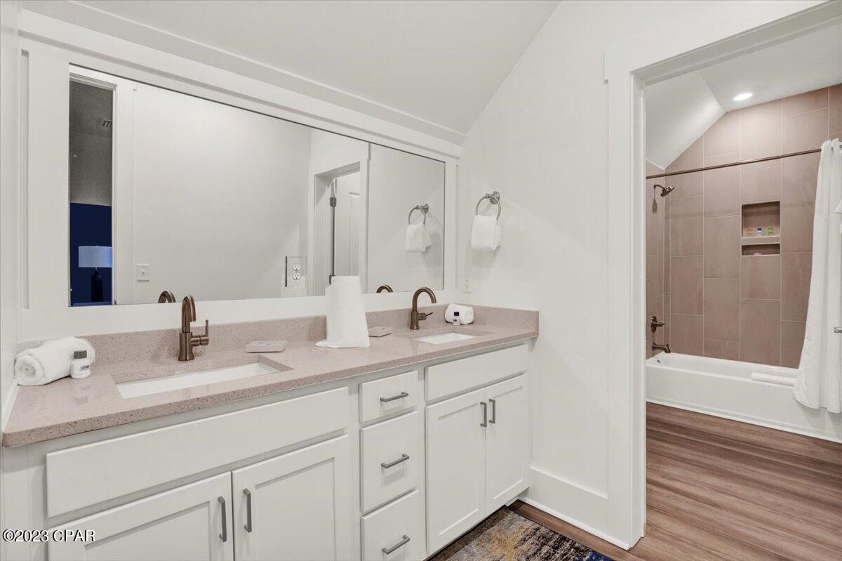 Image 28 For 13659 Front Beach Road